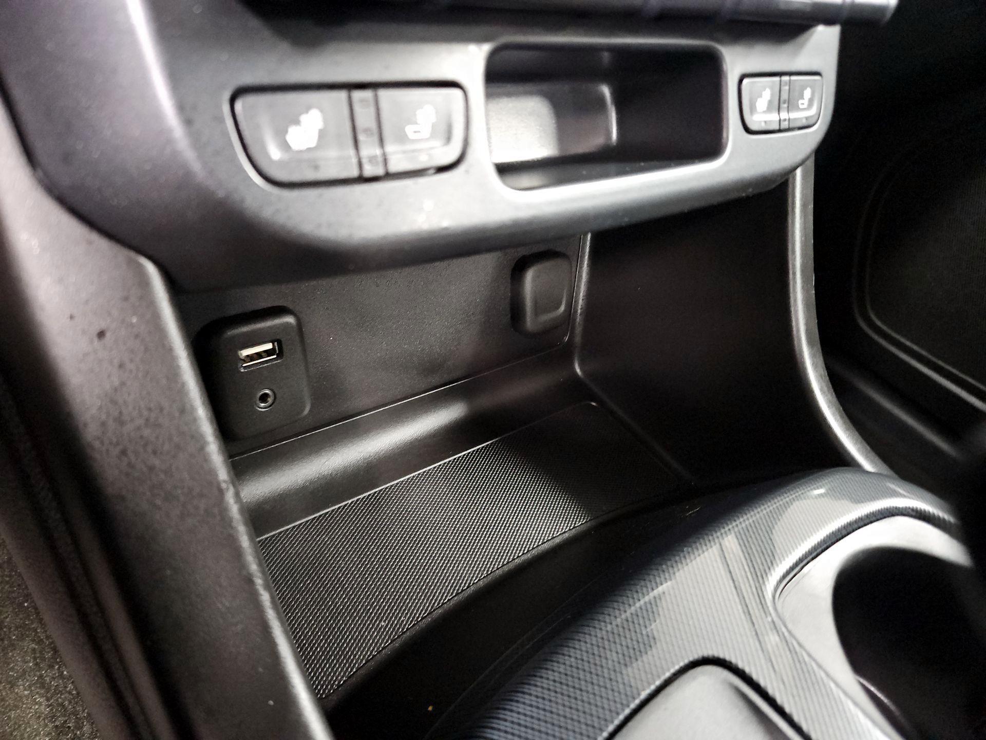 Thumbnail: 2017 Chevrolet Colorado - 18