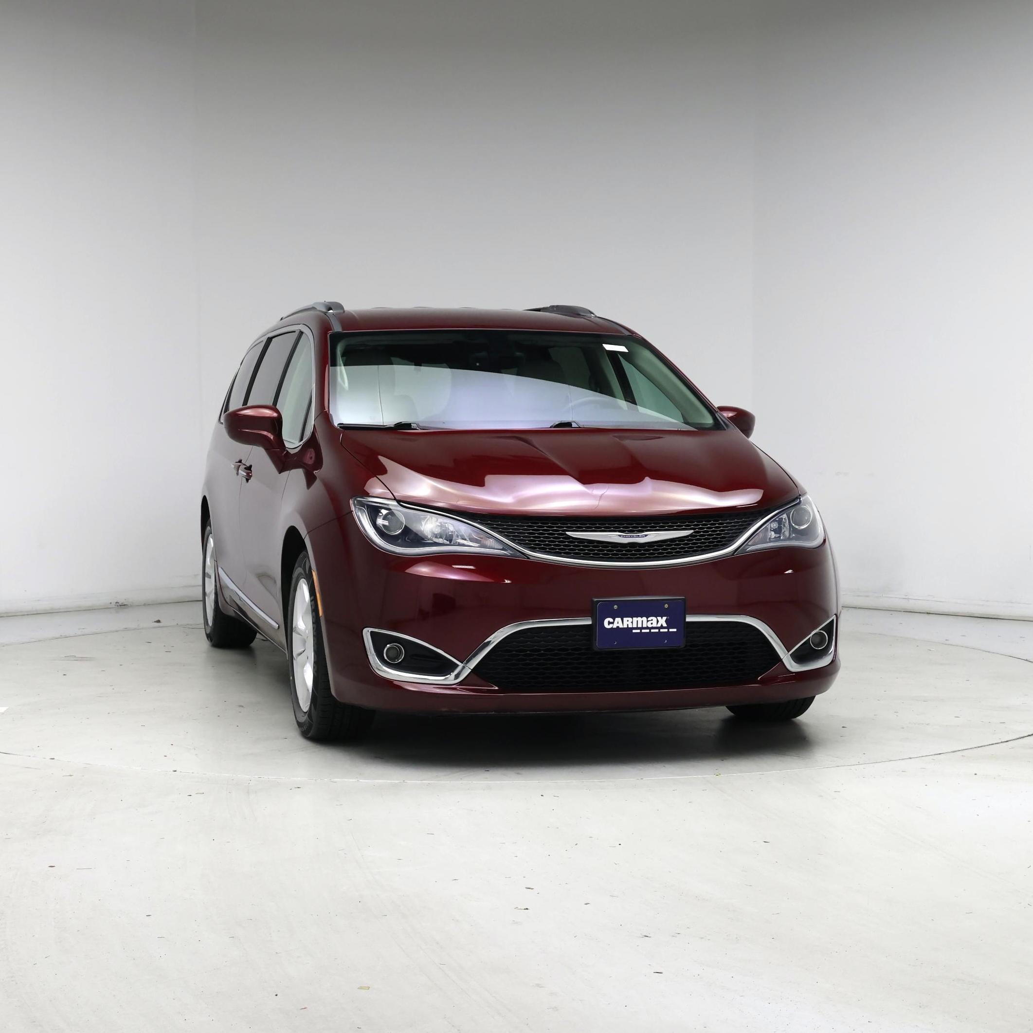 Thumbnail: 2017 Chrysler Pacifica - 5
