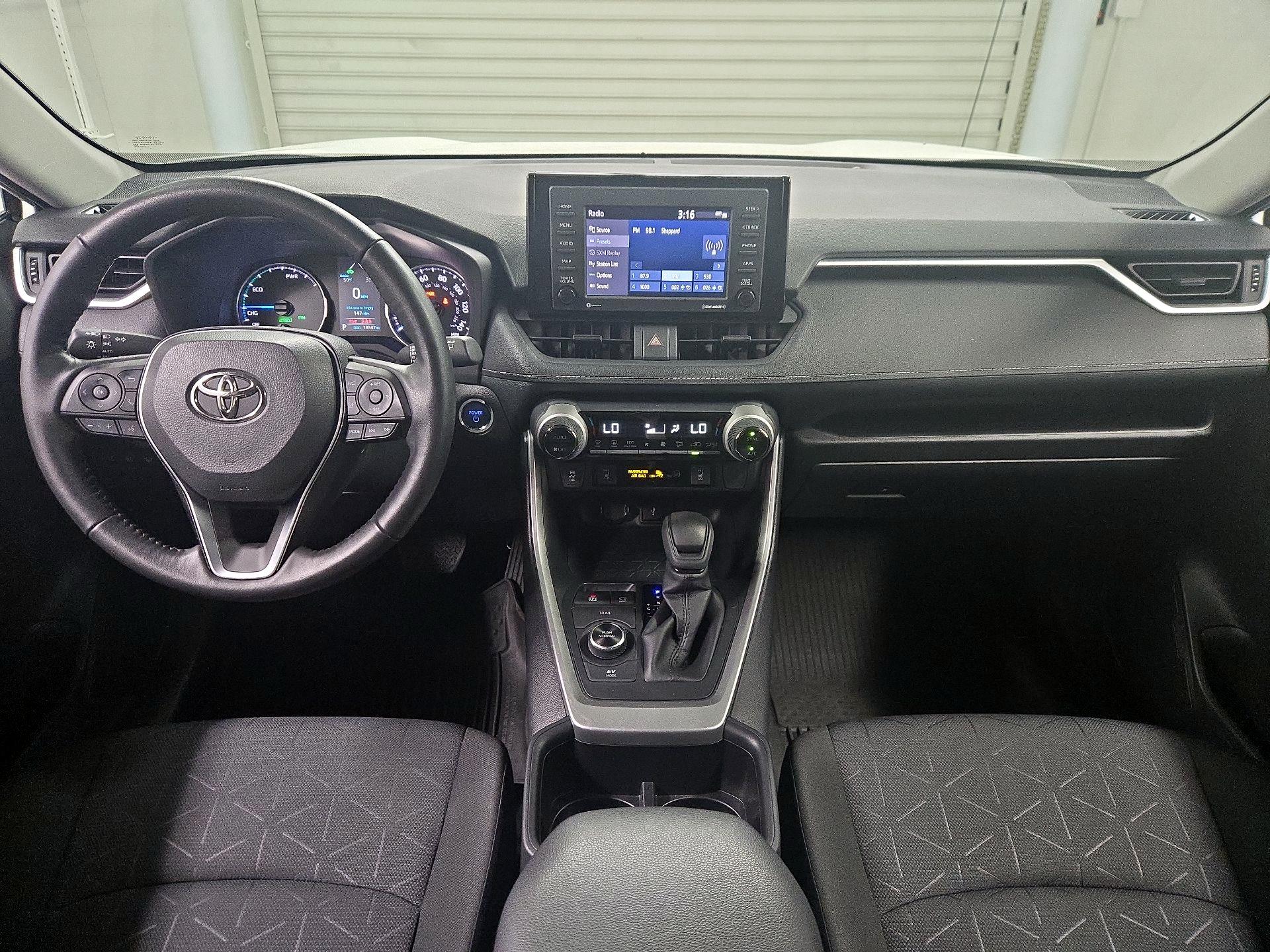 Thumbnail: 2022 Toyota RAV4 - 9