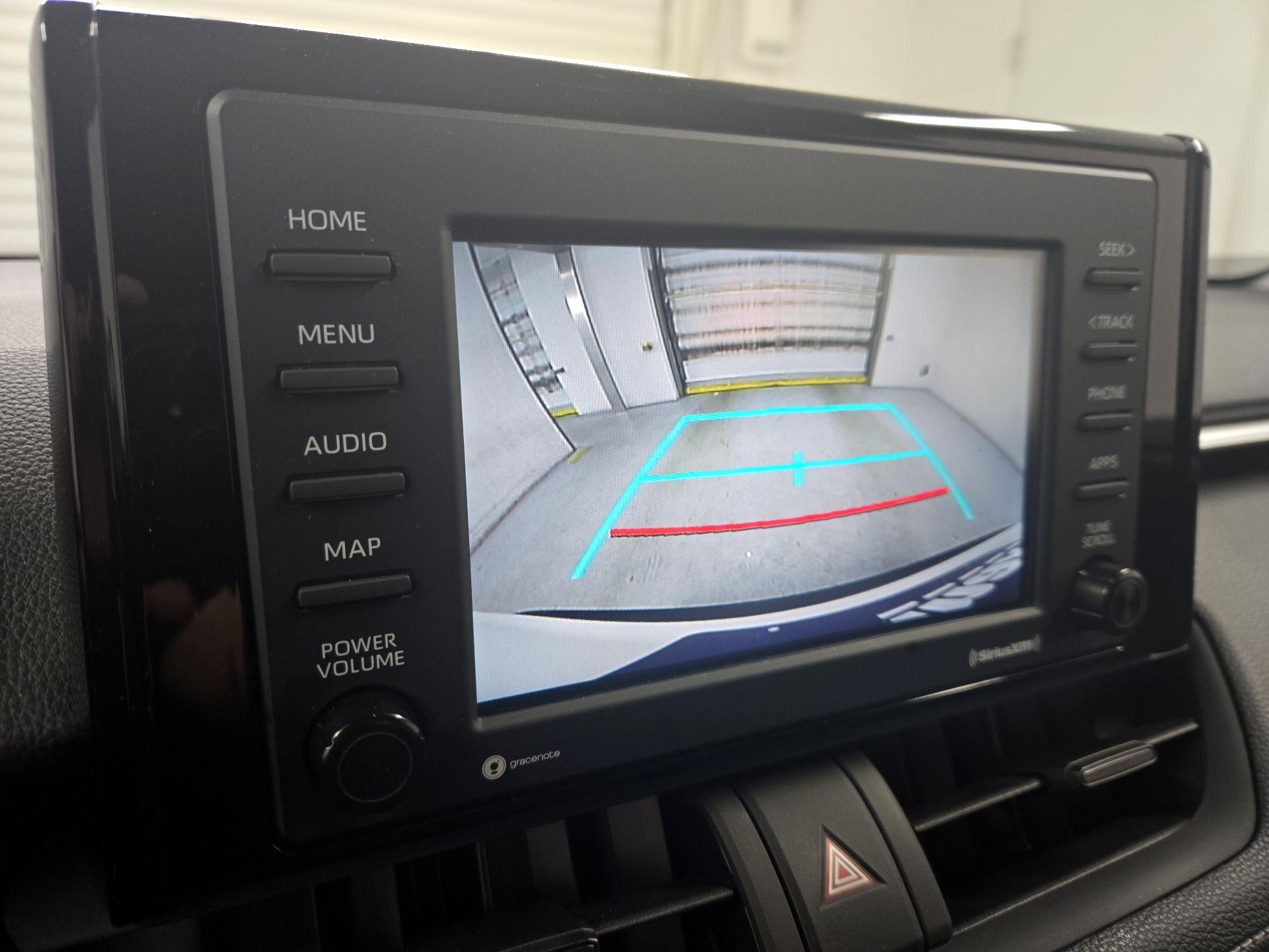 Thumbnail: 2022 Toyota RAV4 - 14