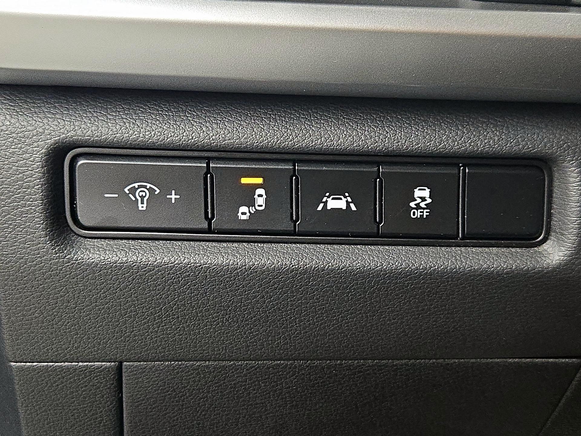 Thumbnail: 2021 Kia Telluride - 13