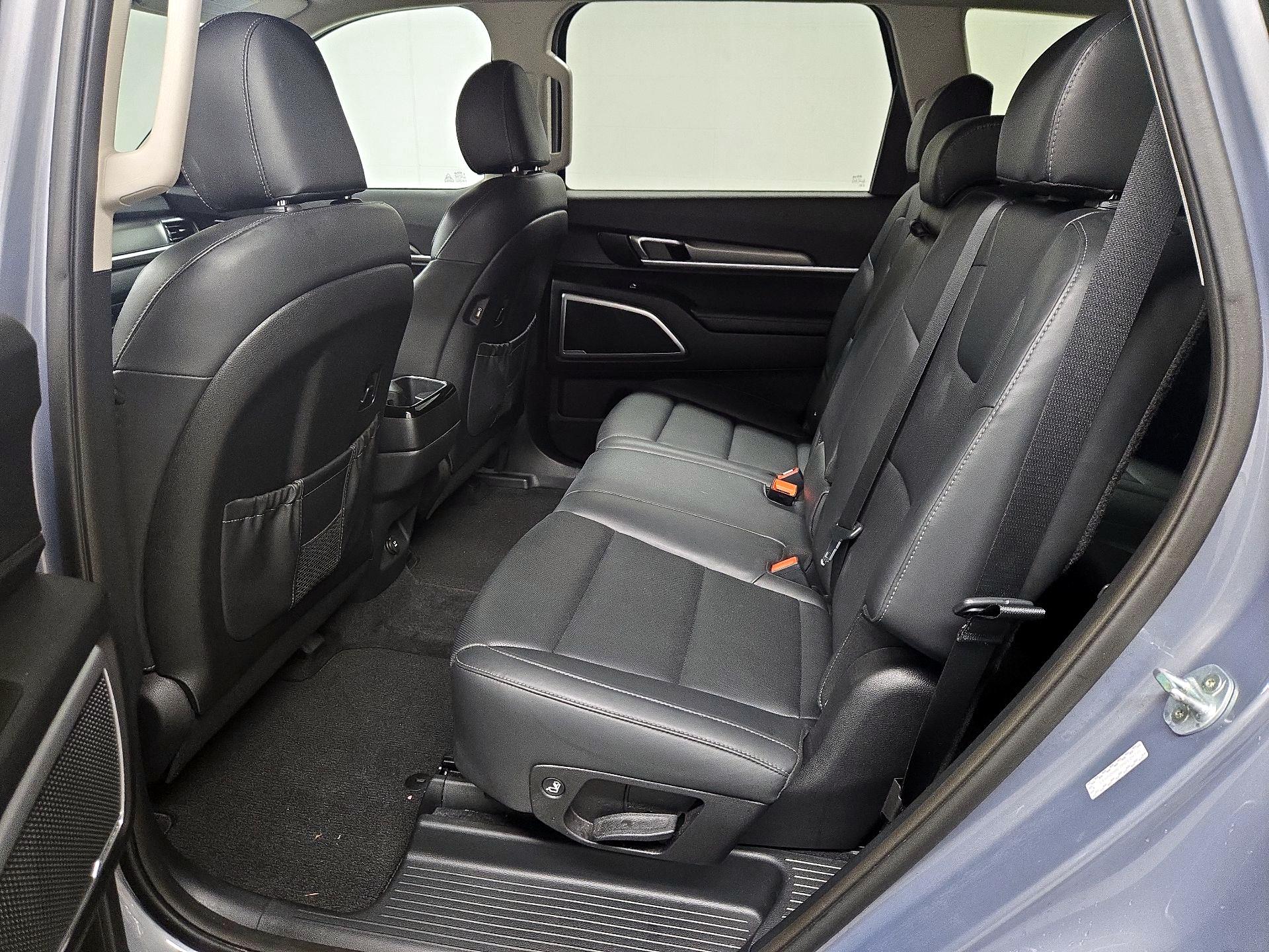 Thumbnail: 2021 Kia Telluride - 19