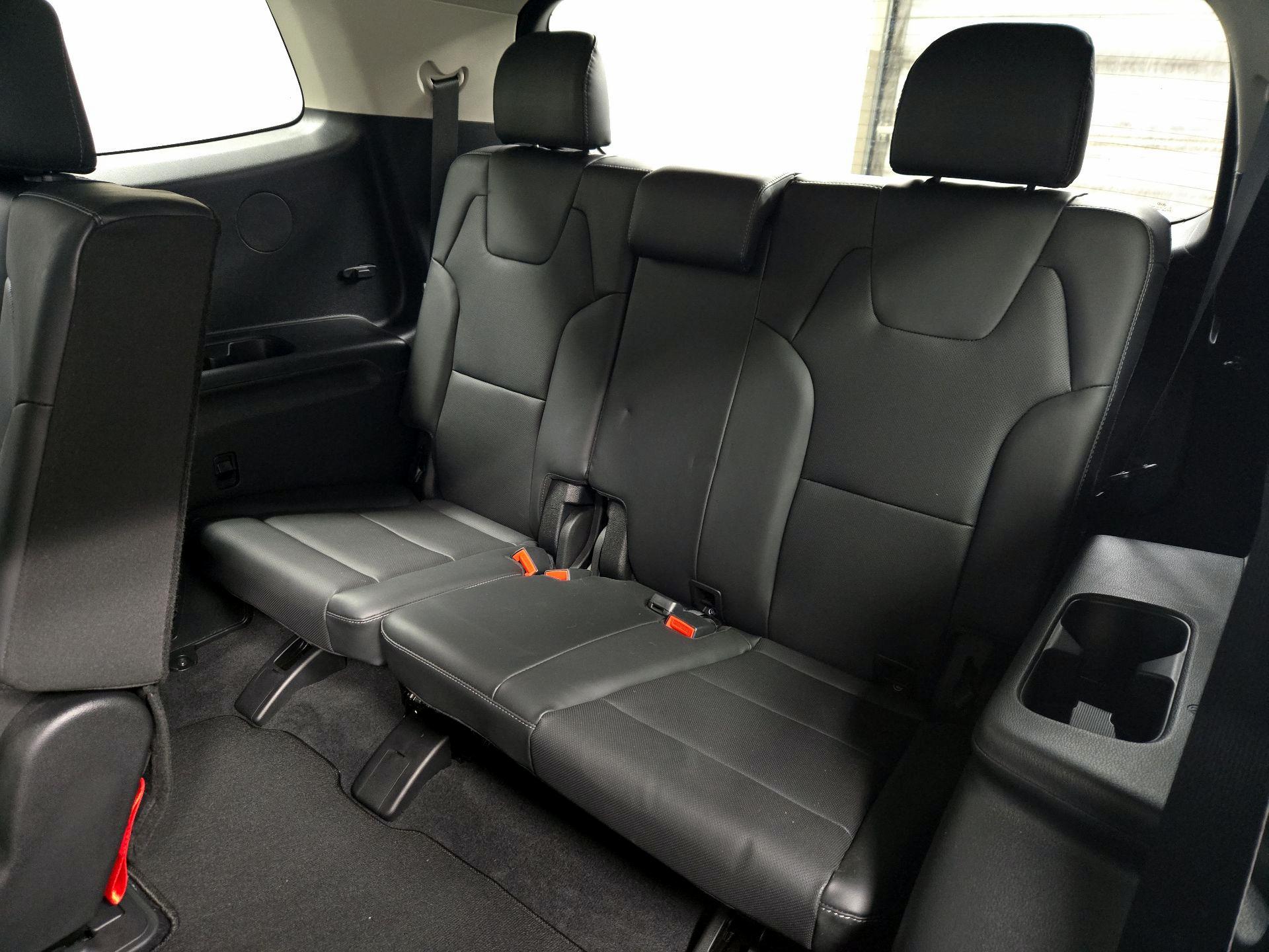 Thumbnail: 2021 Kia Telluride - 20