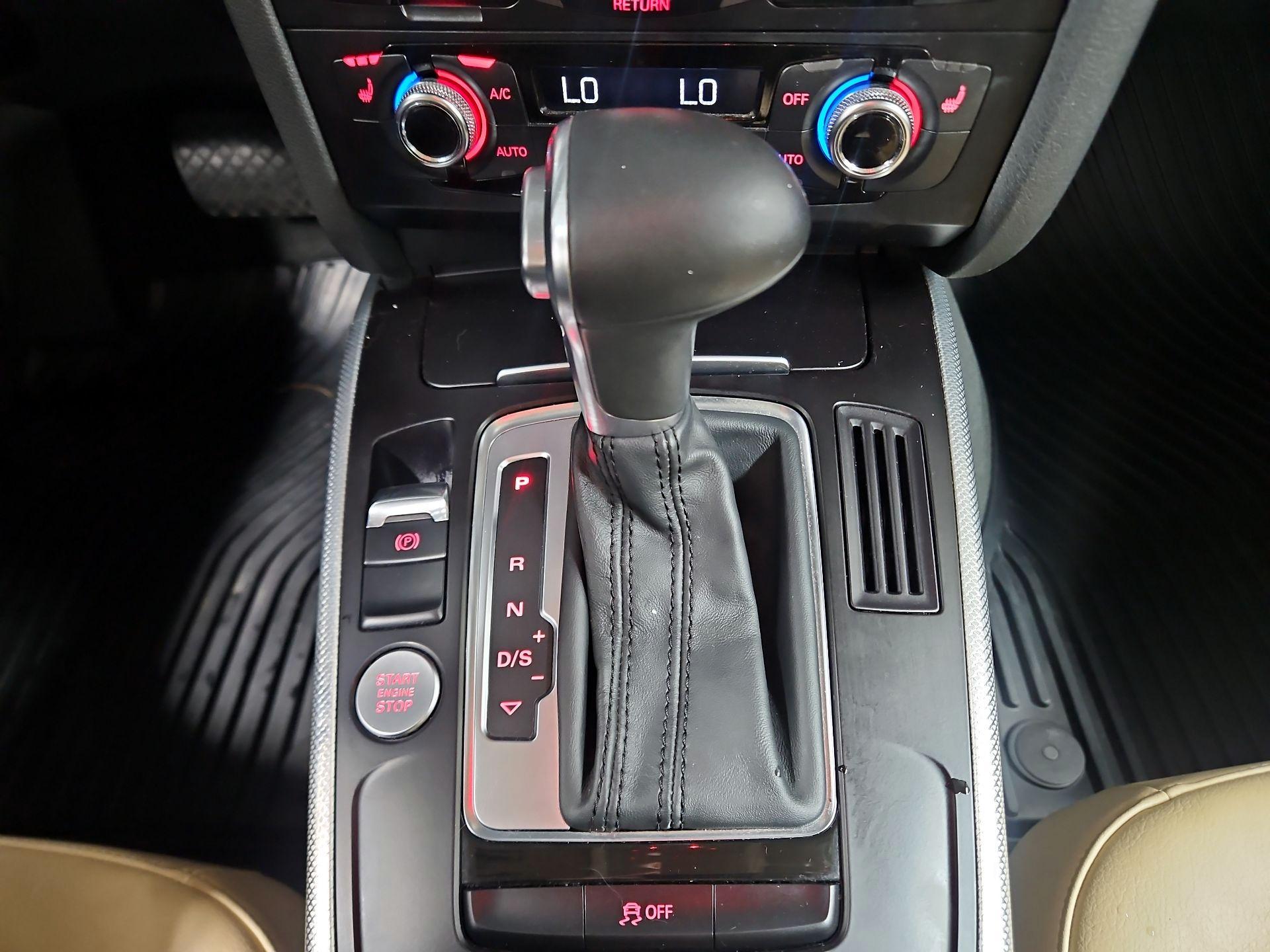 Thumbnail: 2016 Audi A4 - 16