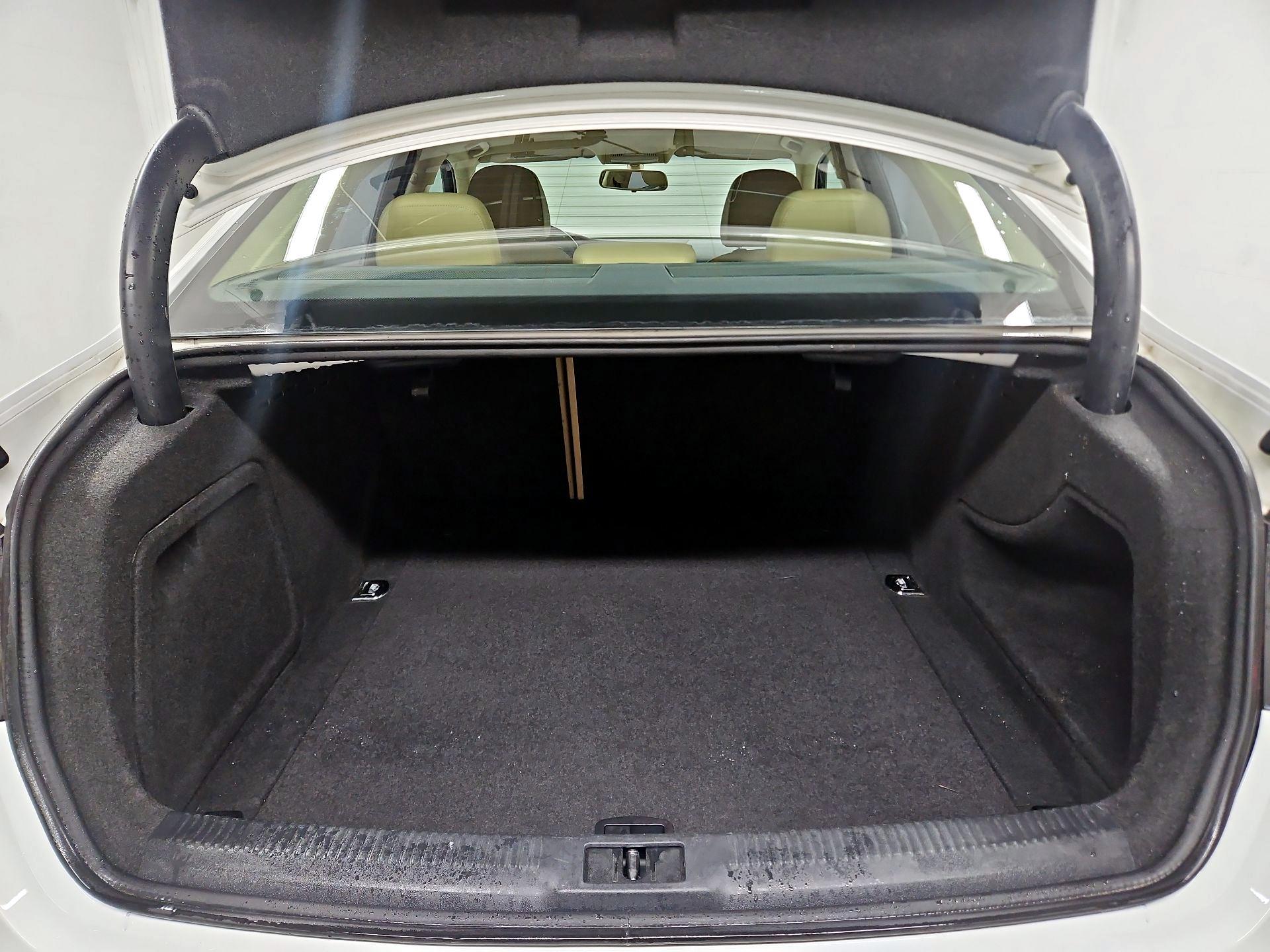 Thumbnail: 2016 Audi A4 - 20