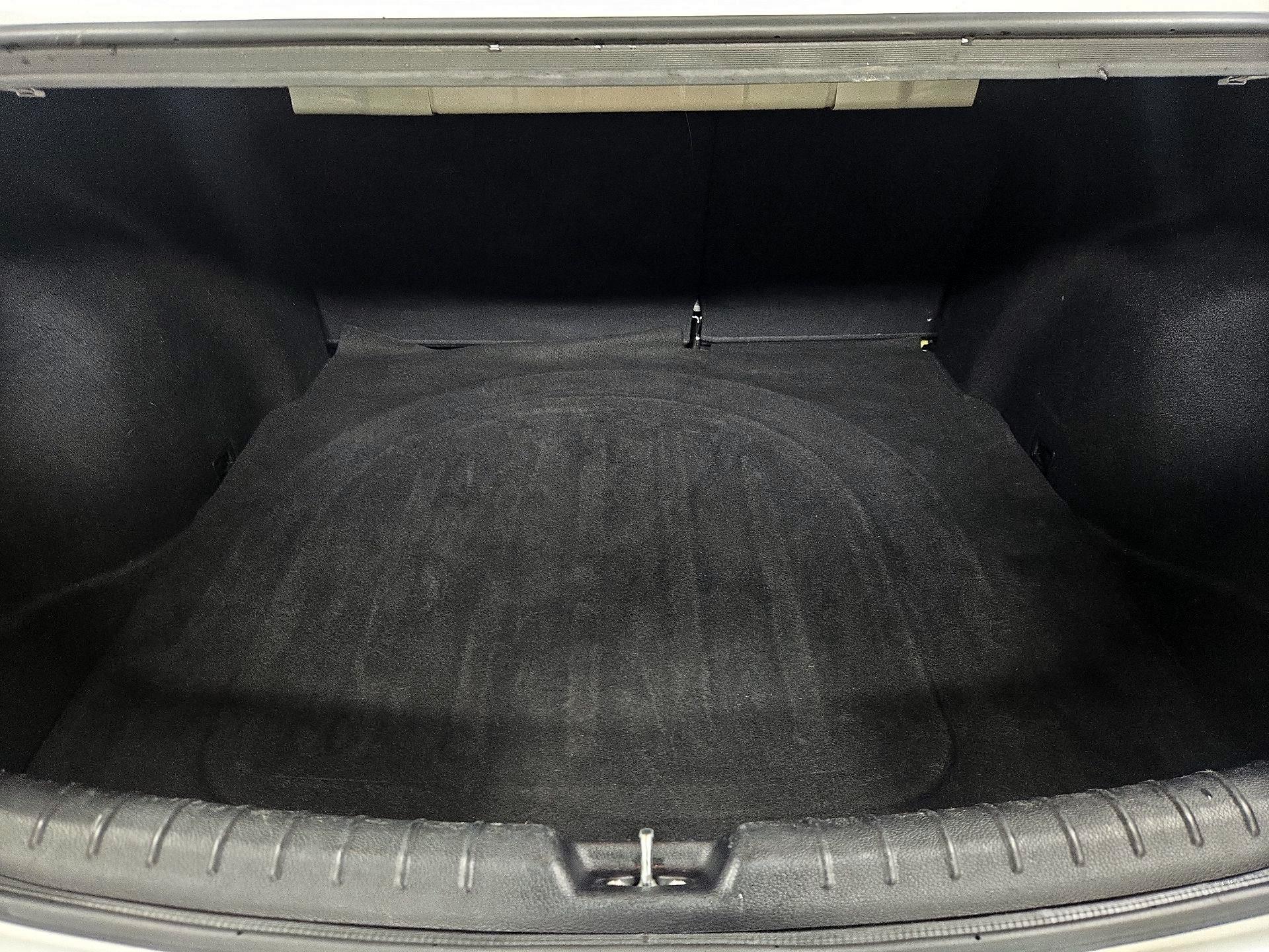 Thumbnail: 2019 Kia Rio - 20