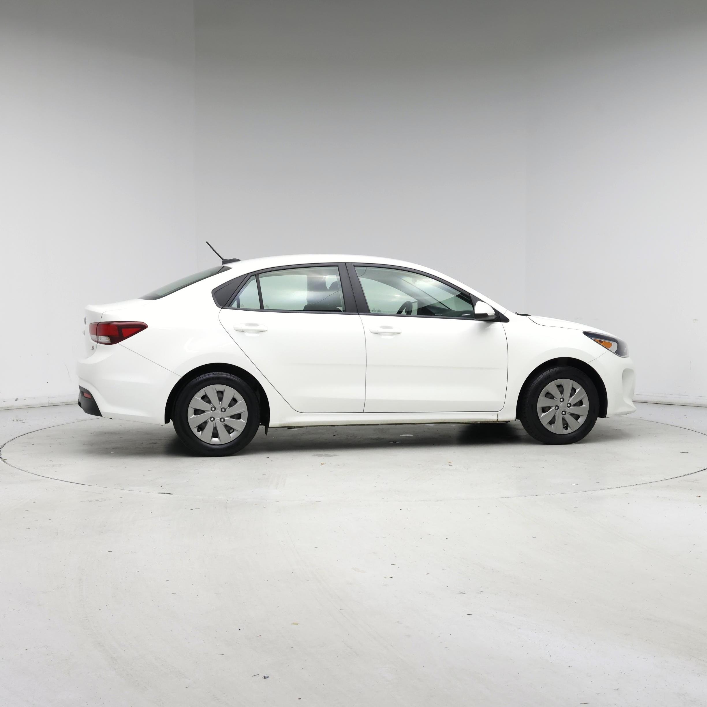 Thumbnail: 2019 Kia Rio - 7