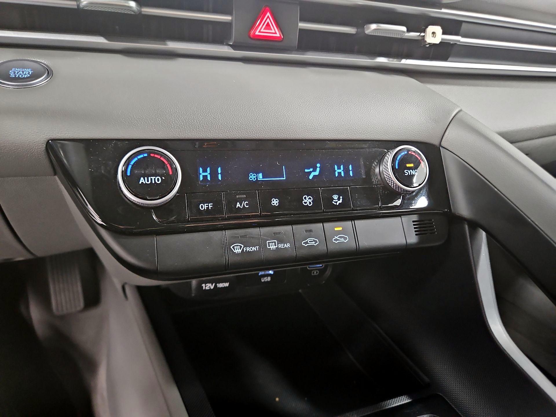 Thumbnail: 2021 Hyundai Elantra - 16