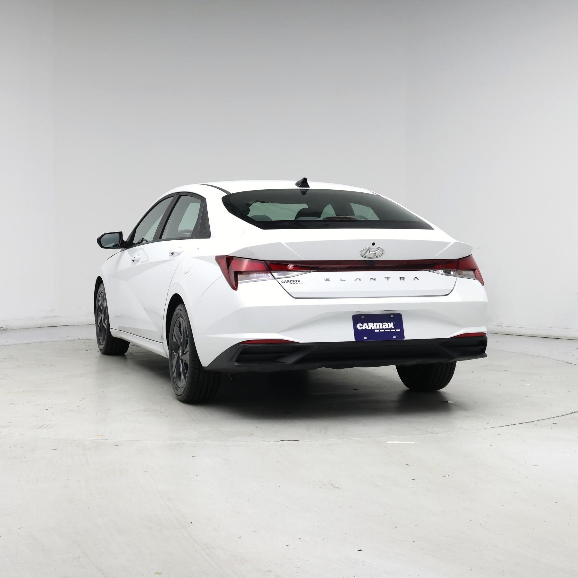 Thumbnail: 2021 Hyundai Elantra - 6