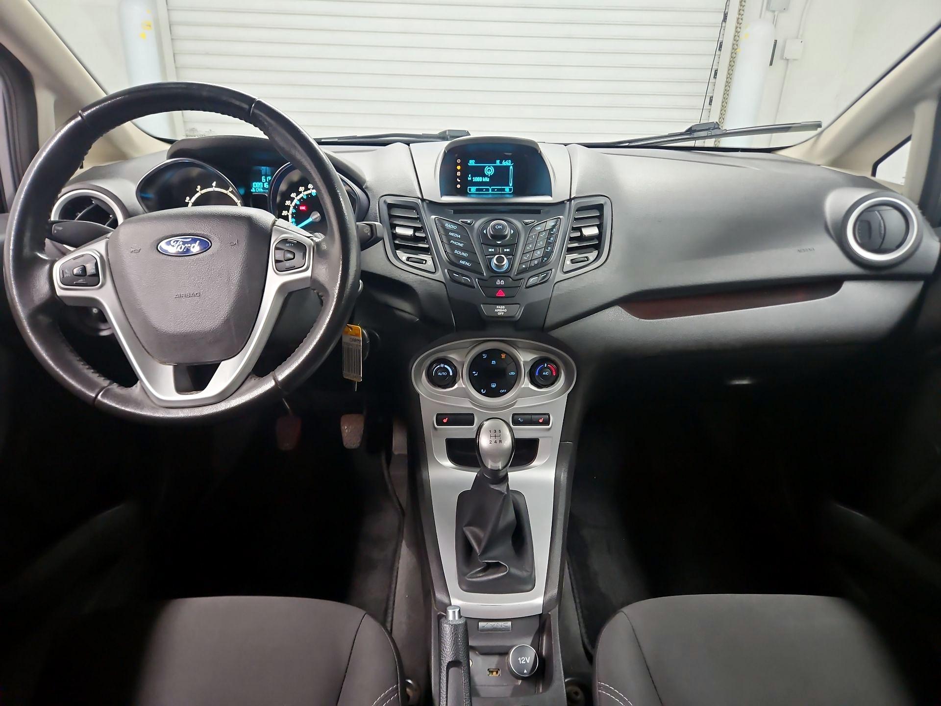 Thumbnail: 2014 Ford Fiesta - 9