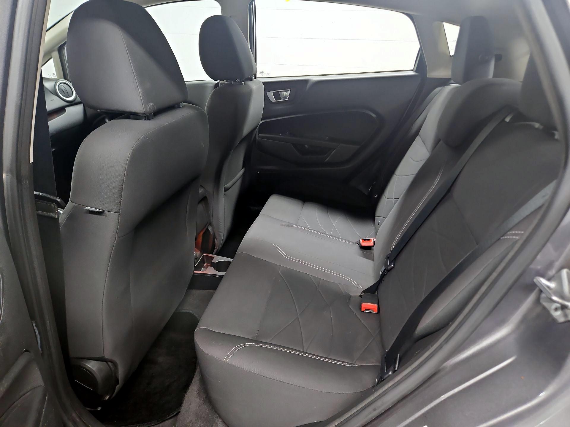 Thumbnail: 2014 Ford Fiesta - 18