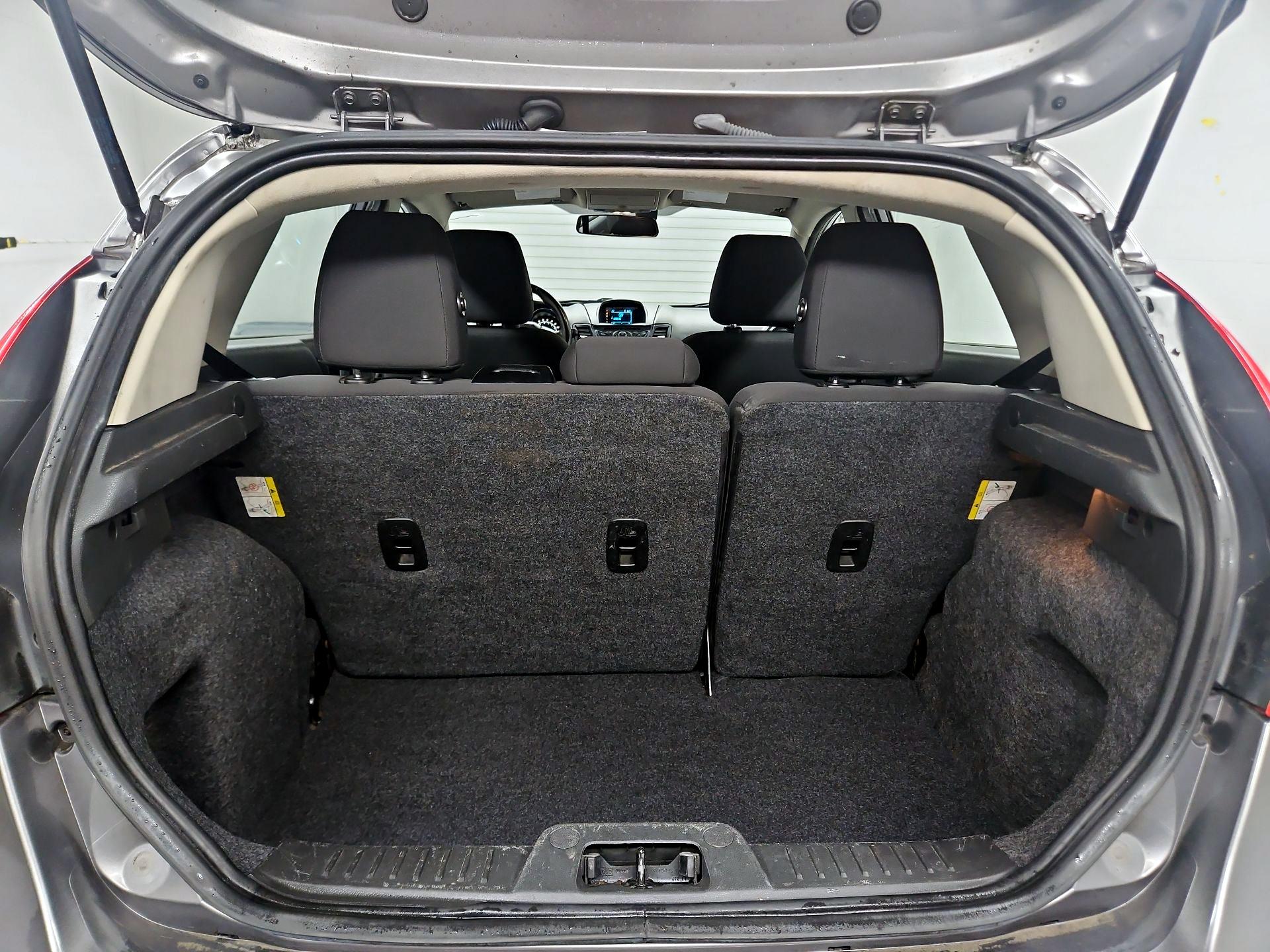 Thumbnail: 2014 Ford Fiesta - 19