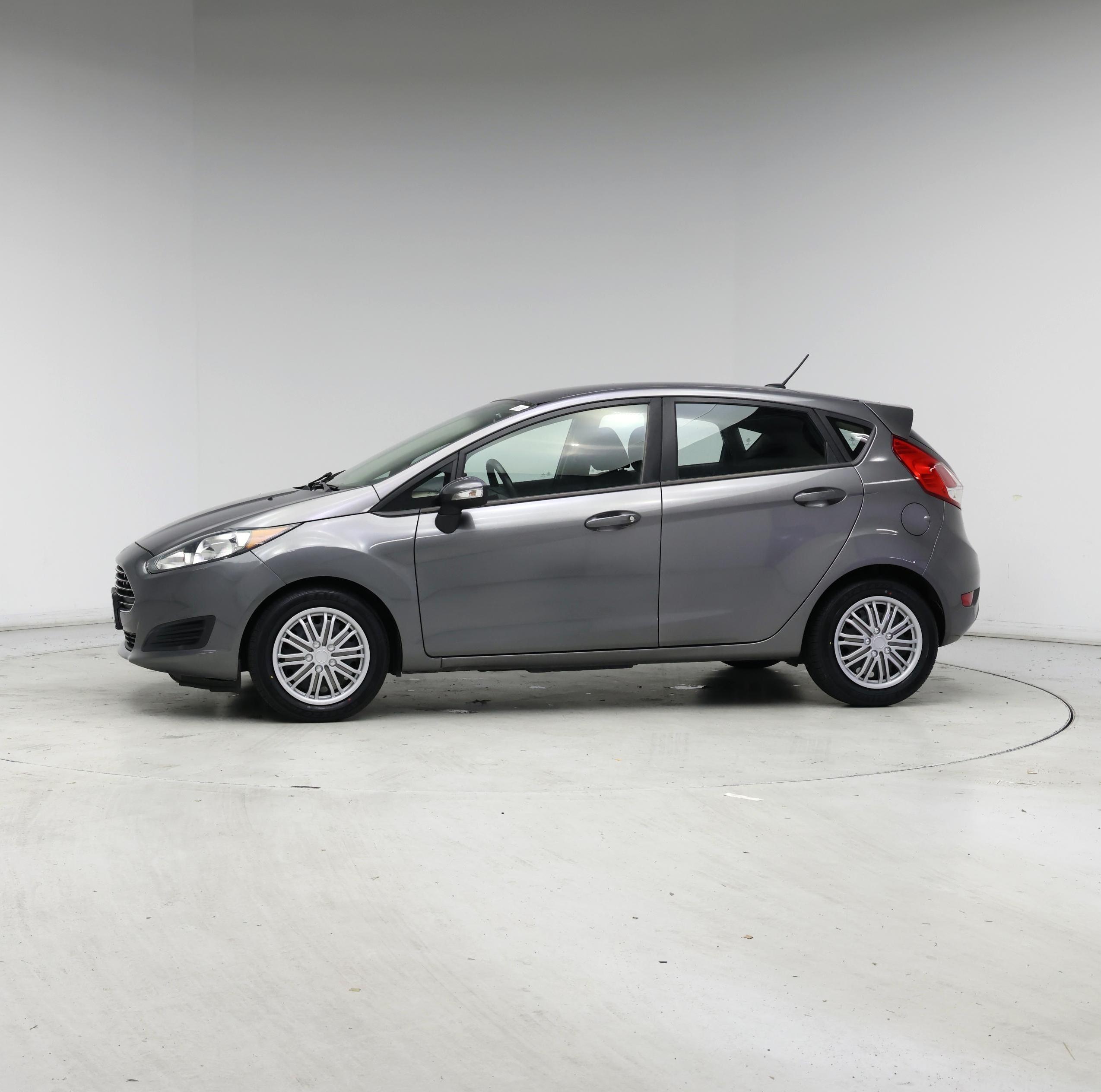 Thumbnail: 2014 Ford Fiesta - 3