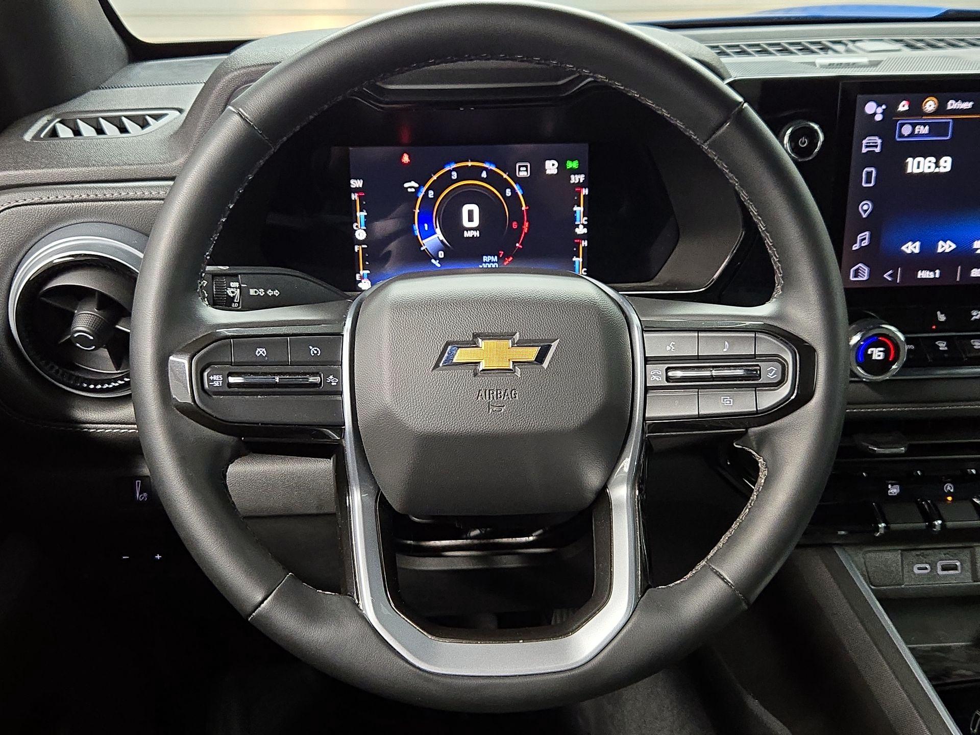 Thumbnail: 2023 Chevrolet Colorado - 10