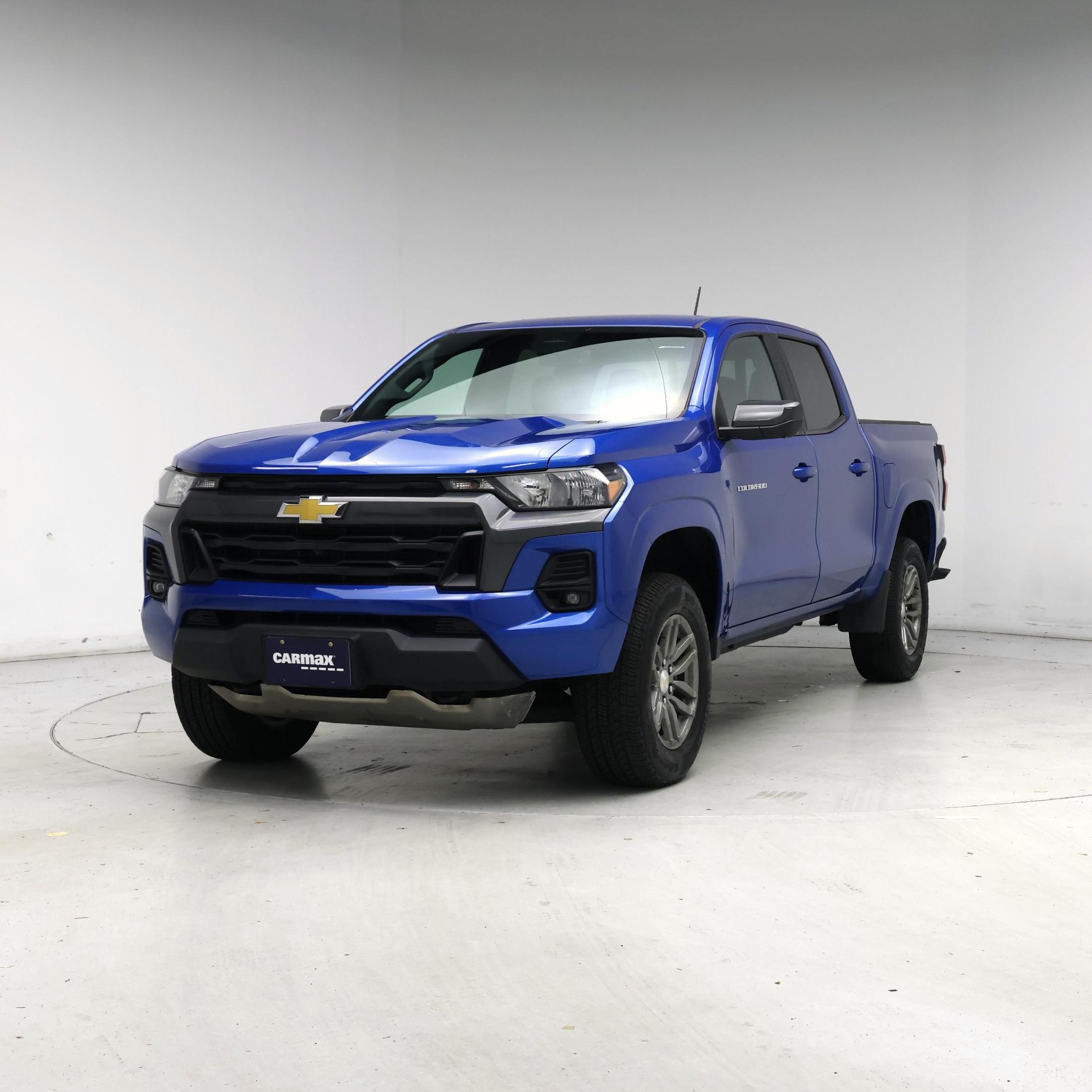 Thumbnail: 2023 Chevrolet Colorado - 4