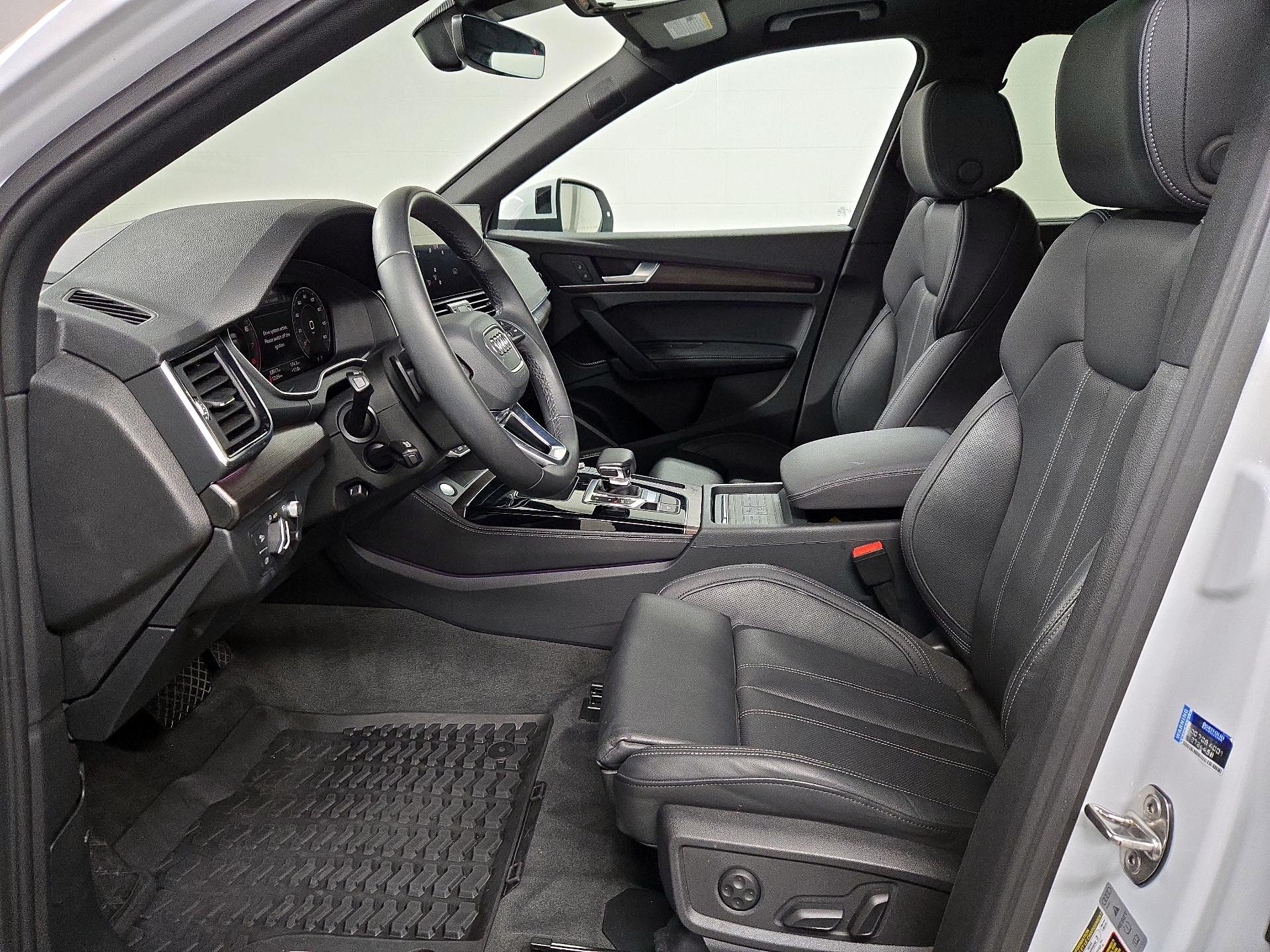 Thumbnail: 2023 Audi Q5 - 11