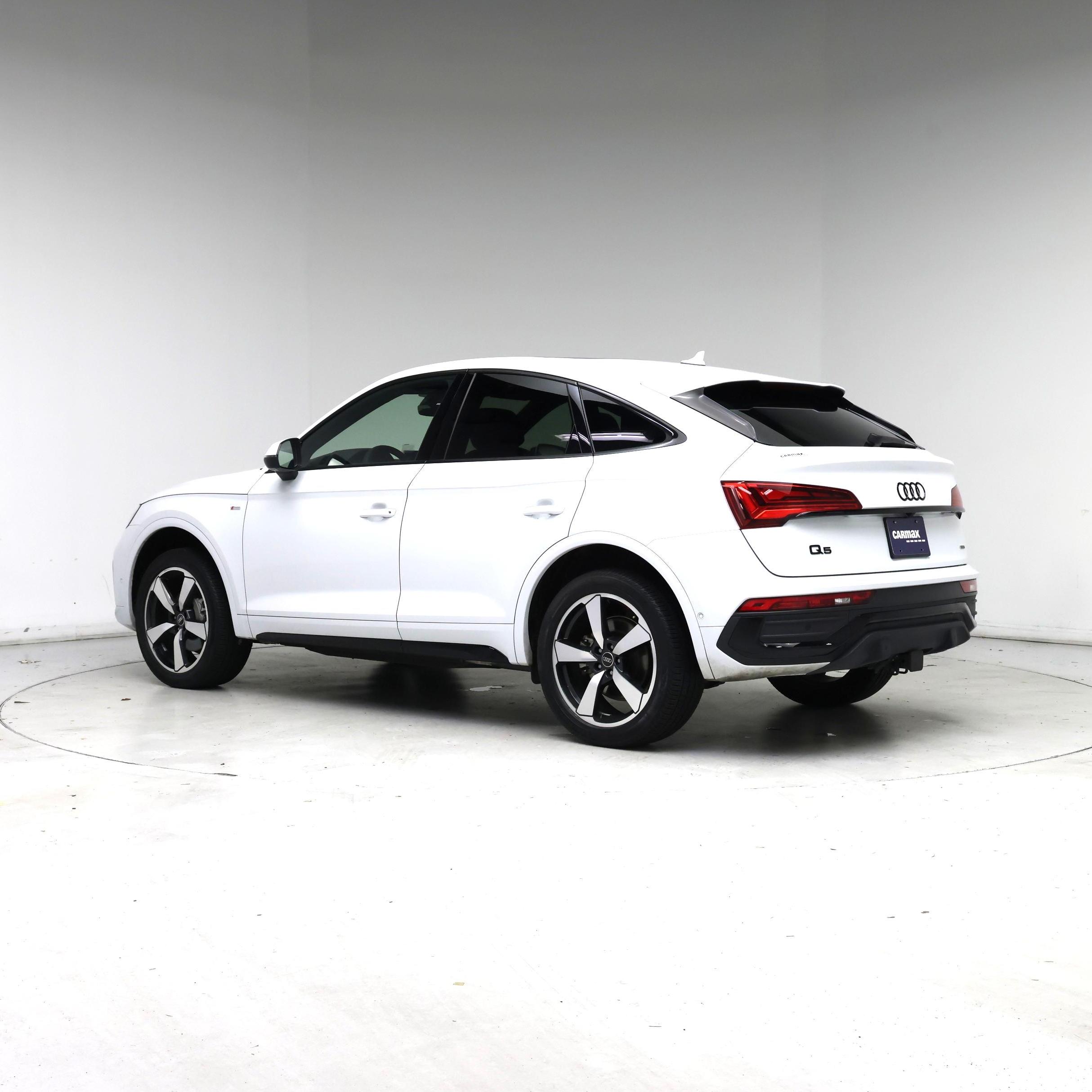 Thumbnail: 2023 Audi Q5 - 2