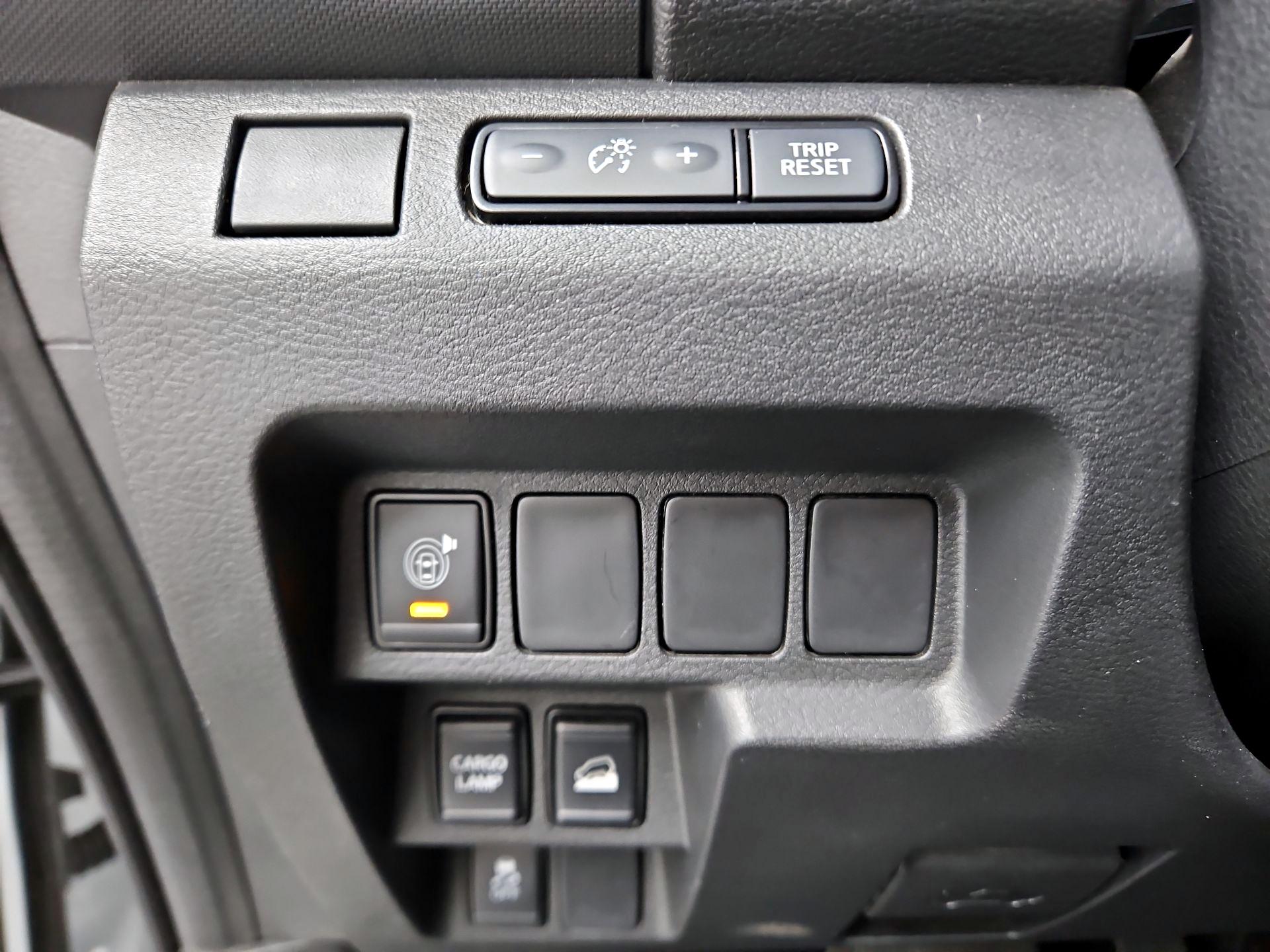 Thumbnail: 2023 Nissan Frontier - 13