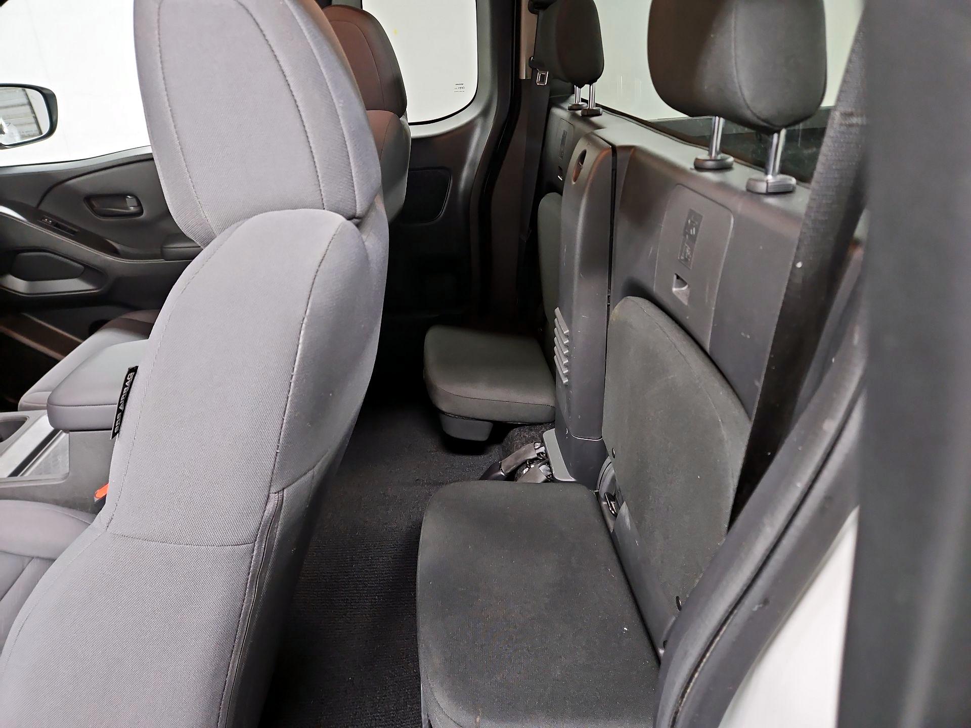 Thumbnail: 2023 Nissan Frontier - 19