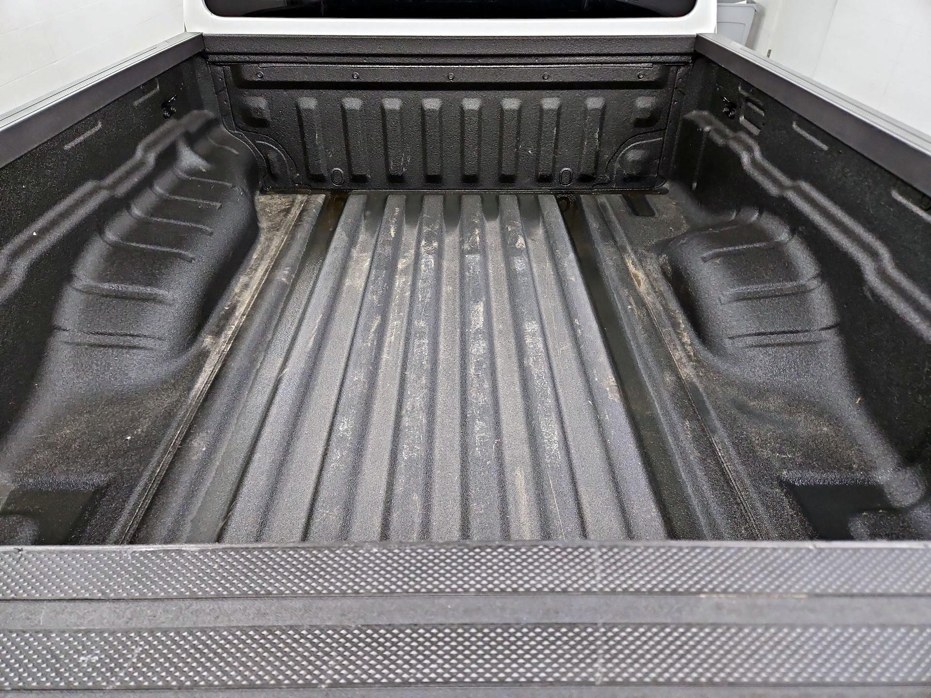 Thumbnail: 2023 Nissan Frontier - 20