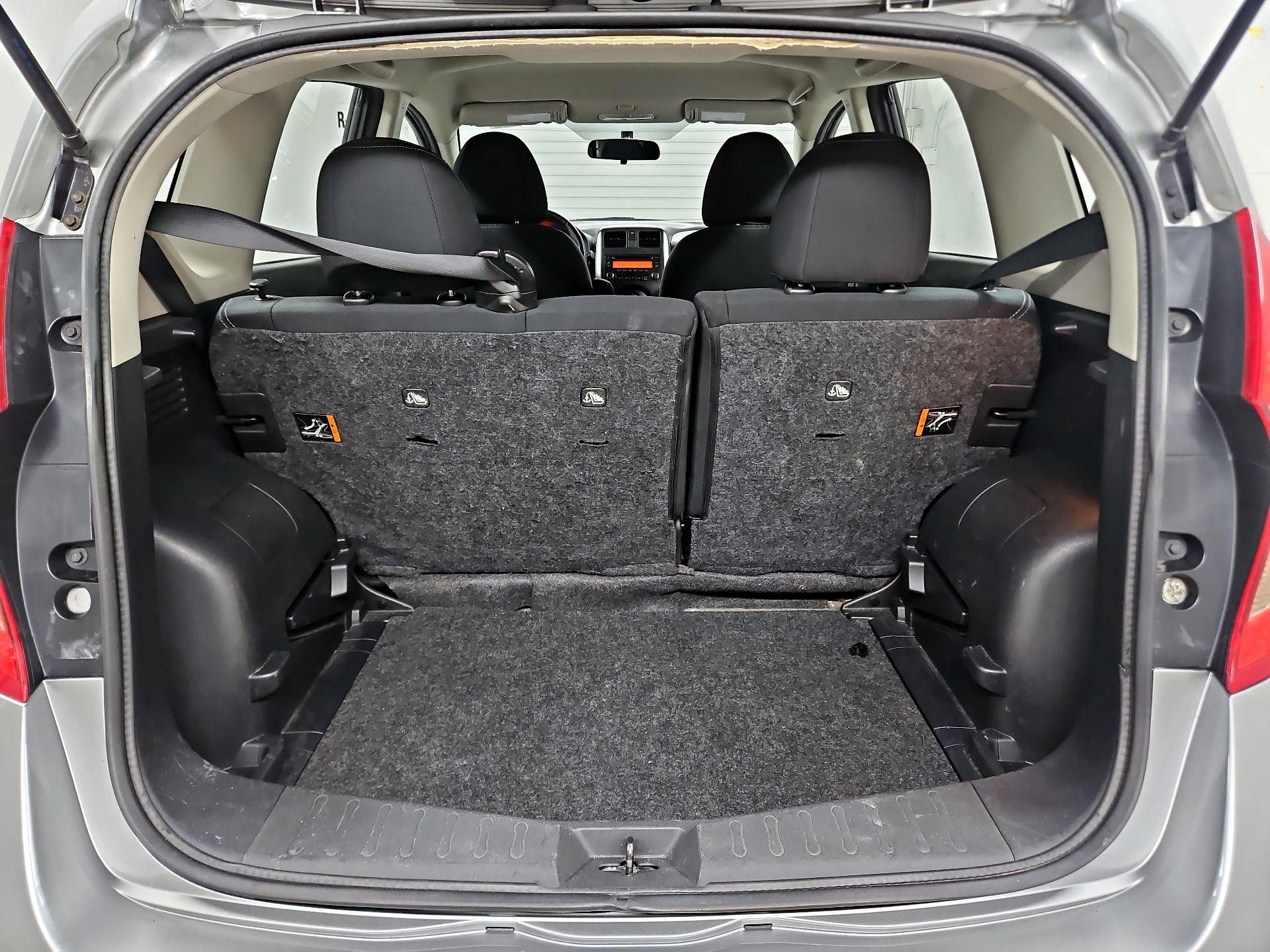 Thumbnail: 2014 Nissan Versa Note - 19