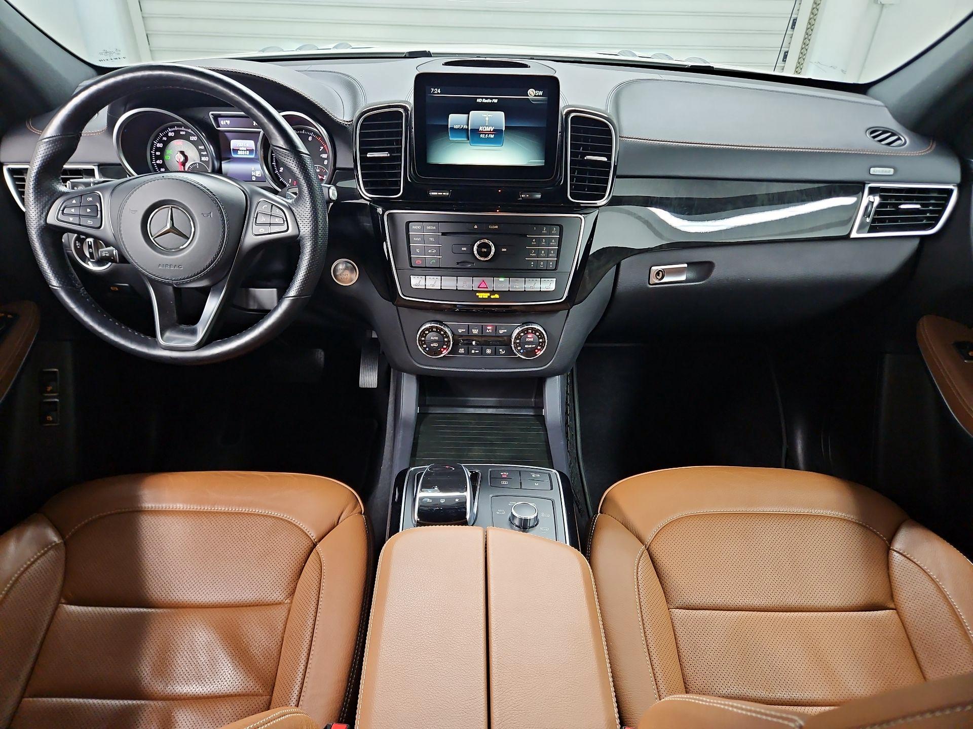 Thumbnail: 2017 Mercedes-Benz GLS - 9