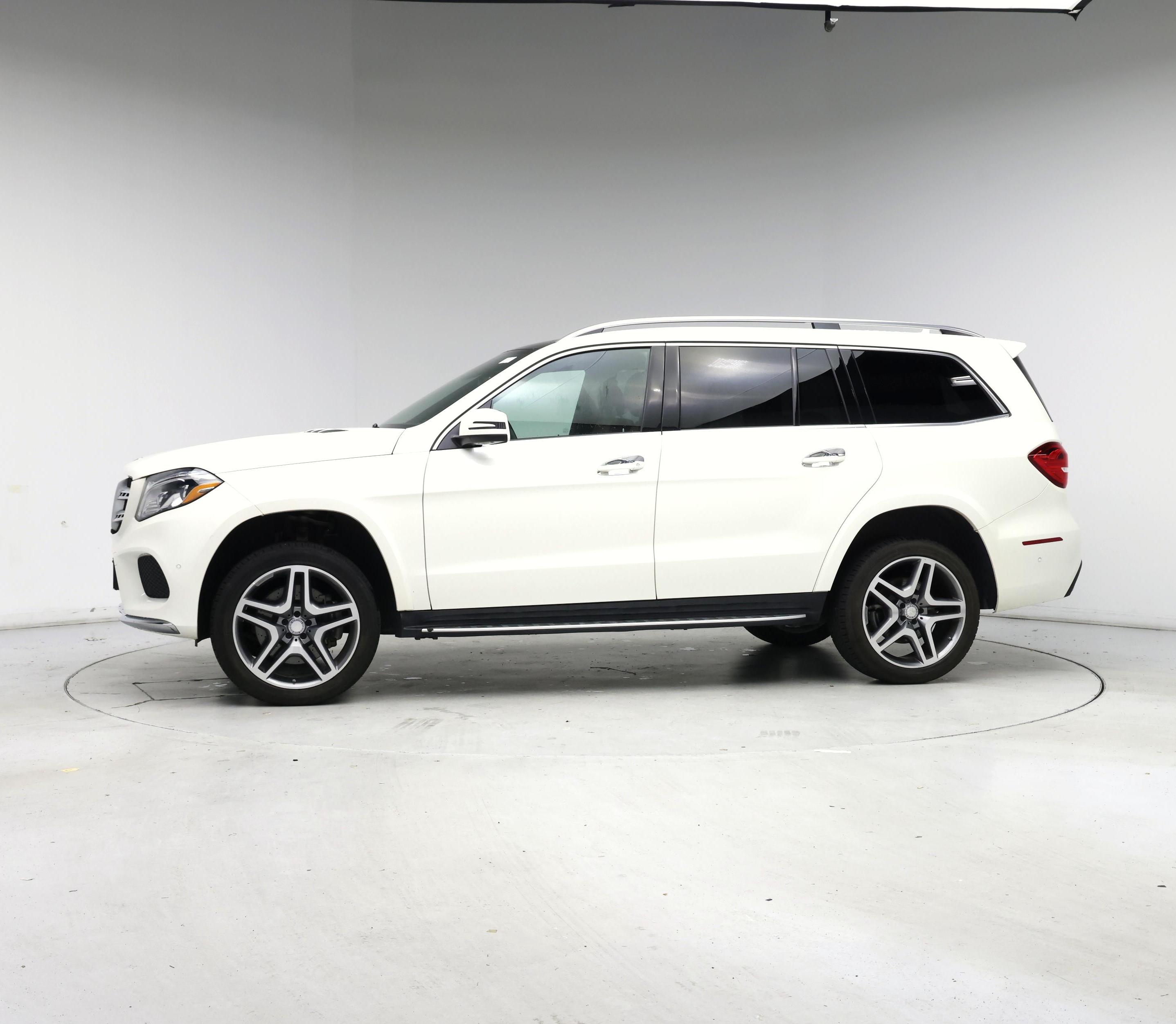 Thumbnail: 2017 Mercedes-Benz GLS - 3