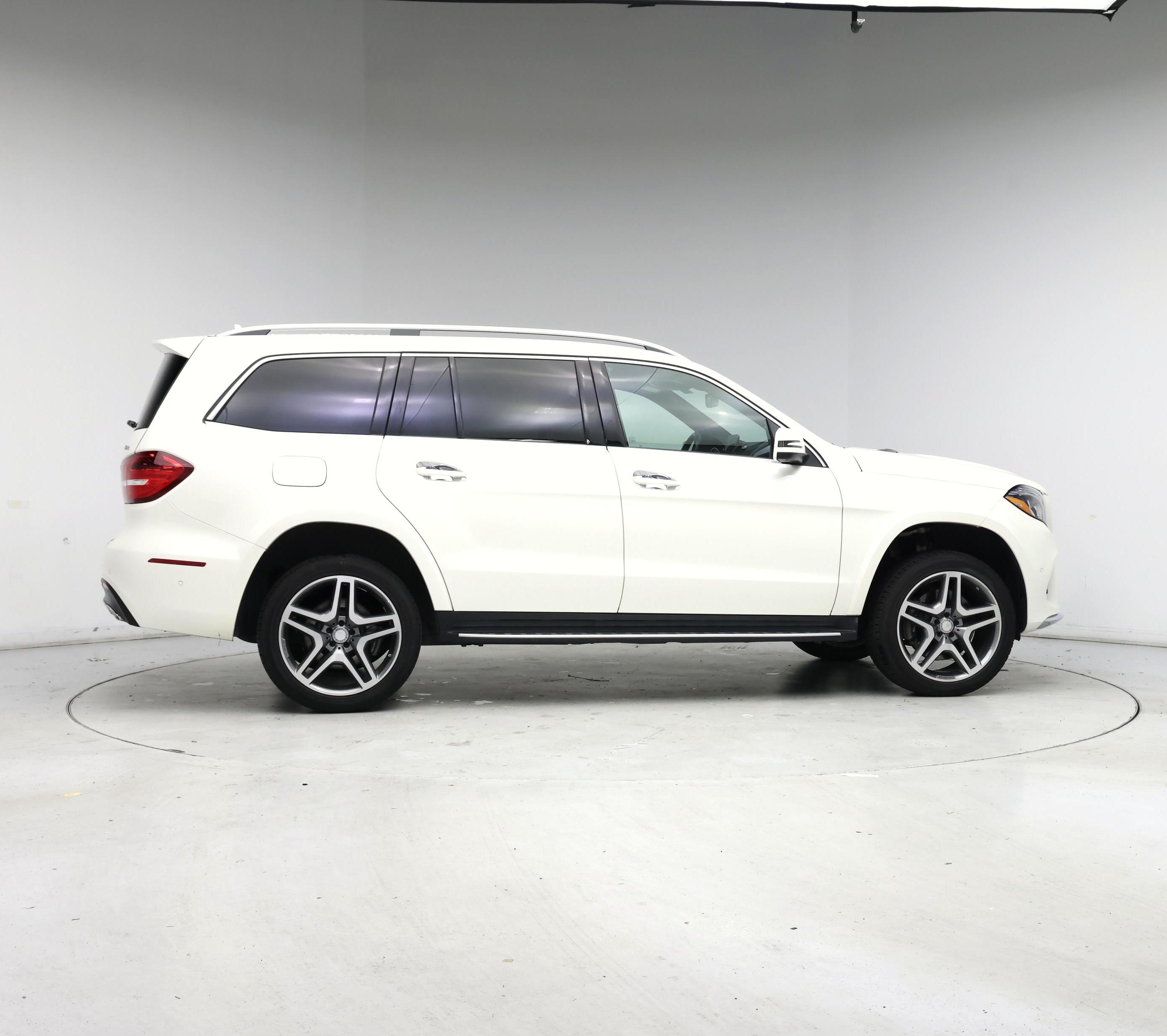 Thumbnail: 2017 Mercedes-Benz GLS - 7