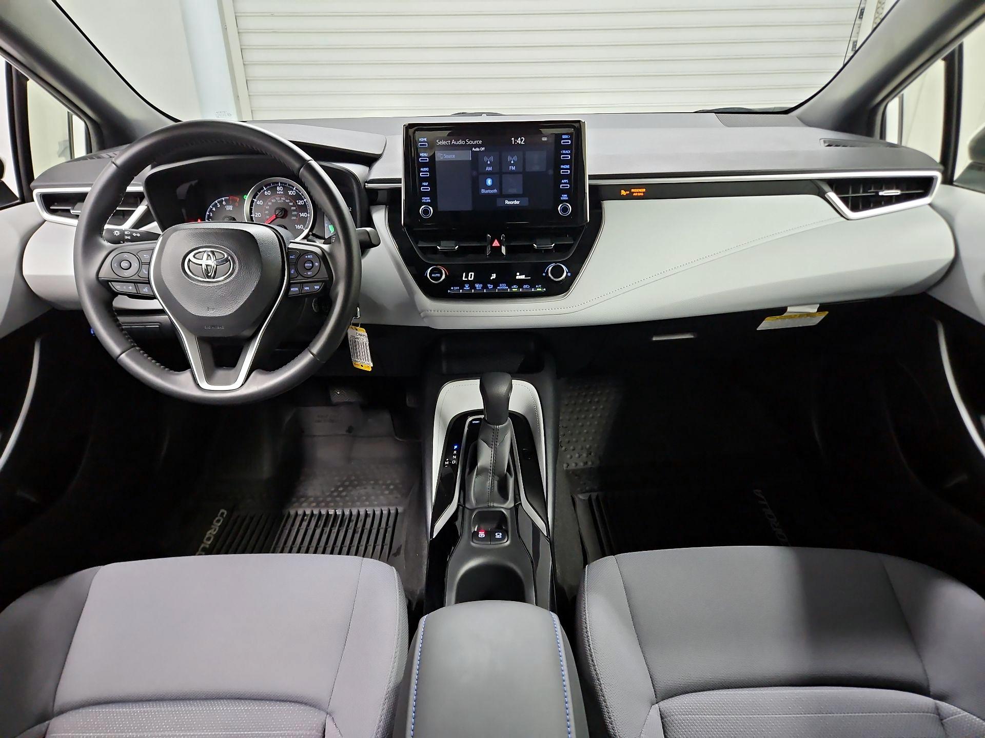 Thumbnail: 2020 Toyota Corolla - 9