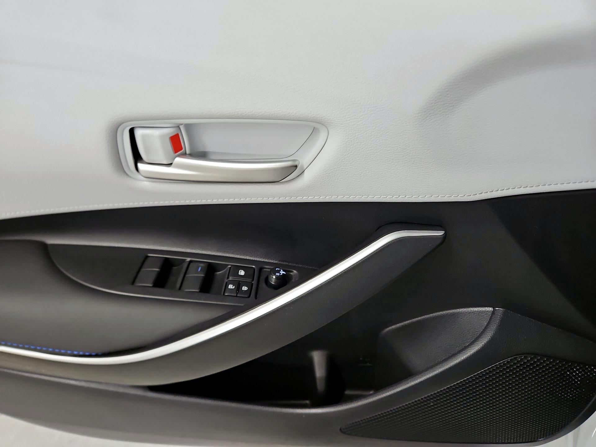 Thumbnail: 2020 Toyota Corolla - 12