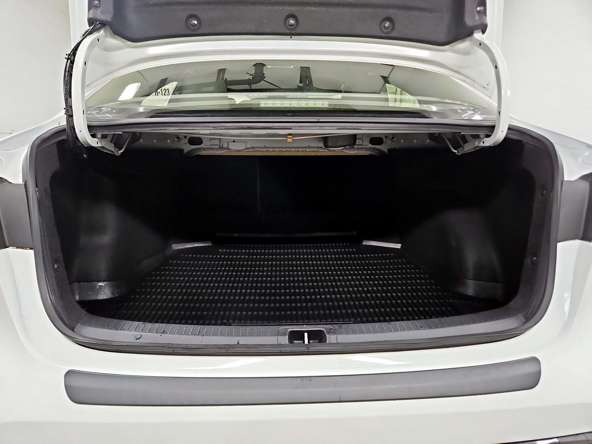 Thumbnail: 2020 Toyota Corolla - 20