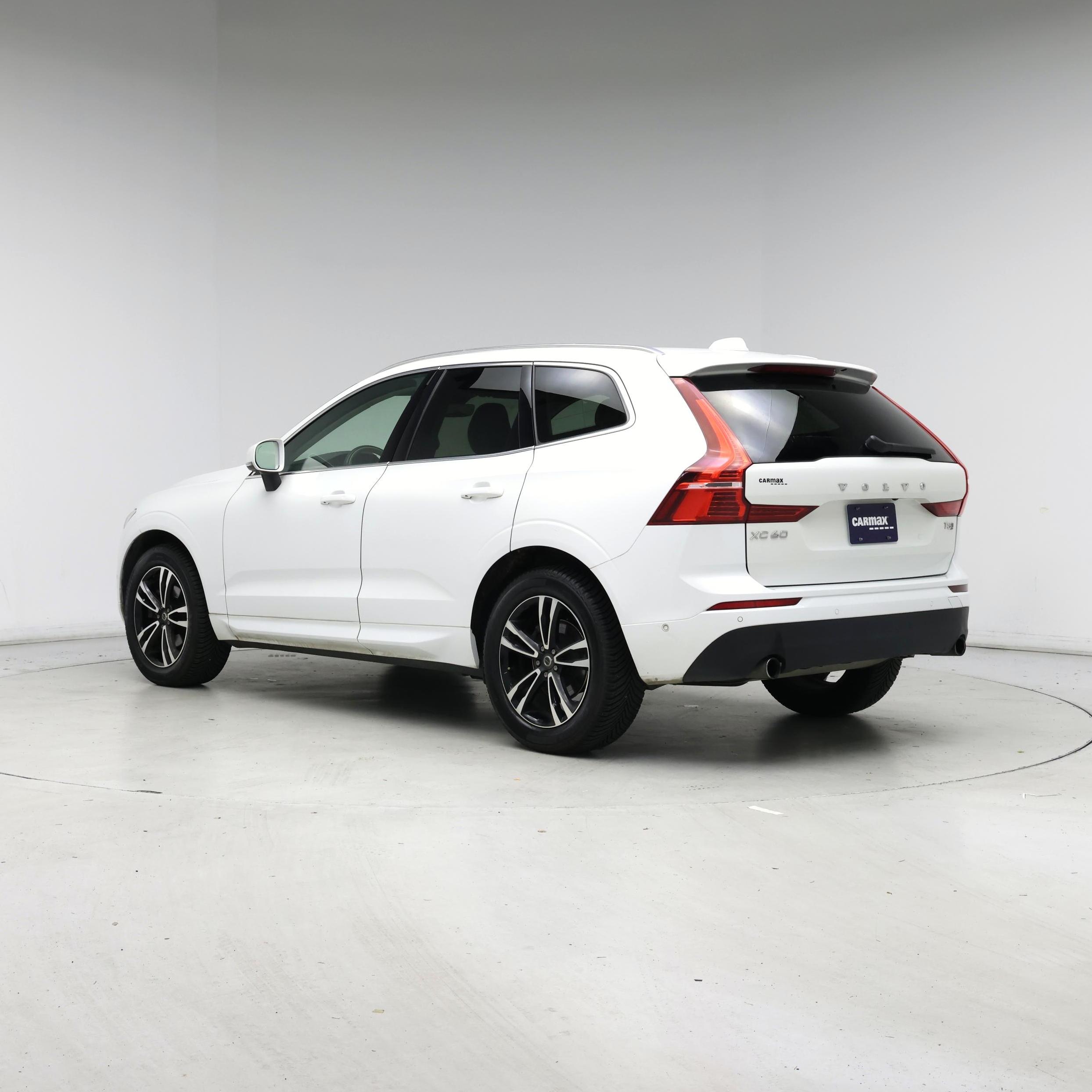 Thumbnail: 2019 Volvo XC60 - 2