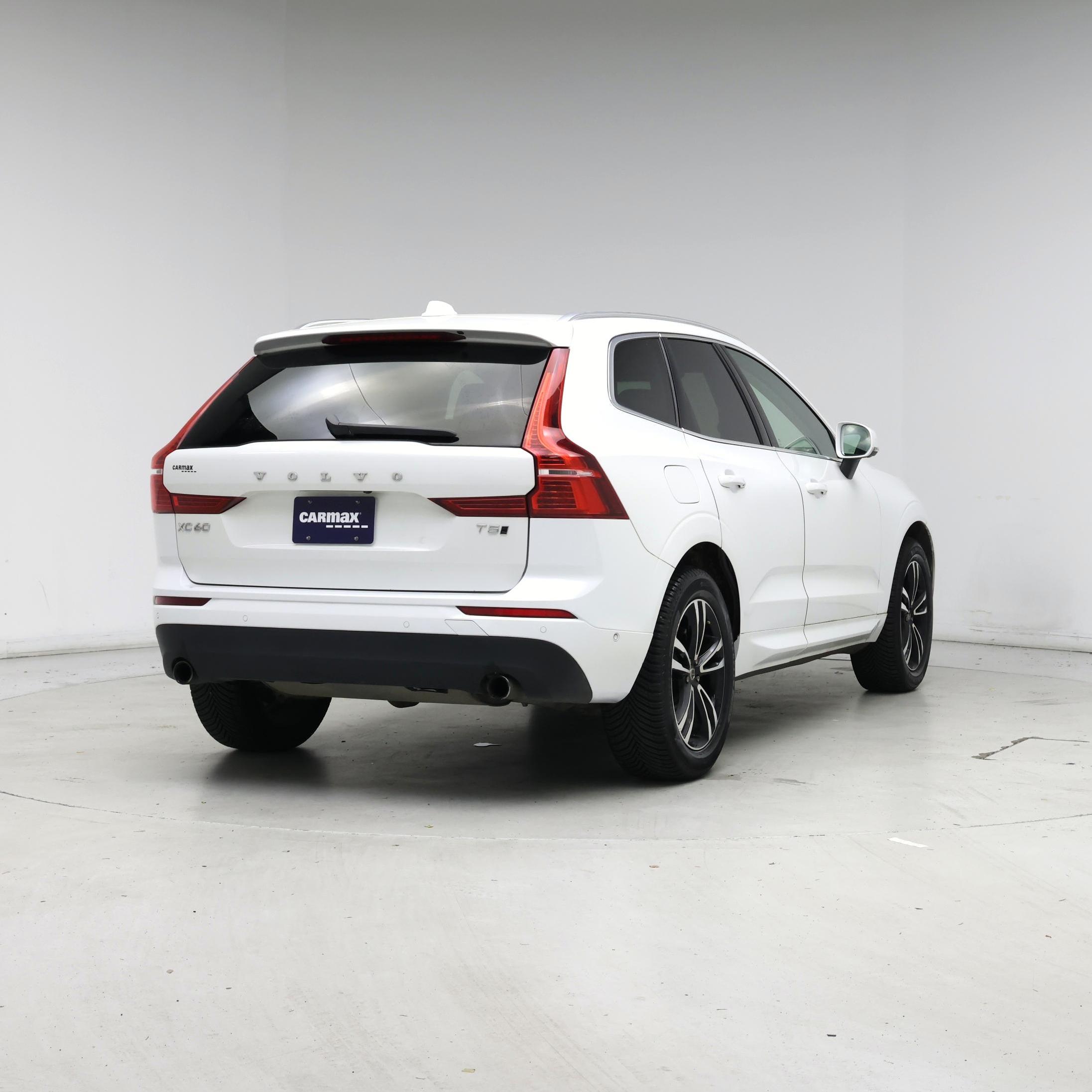 Thumbnail: 2019 Volvo XC60 - 8