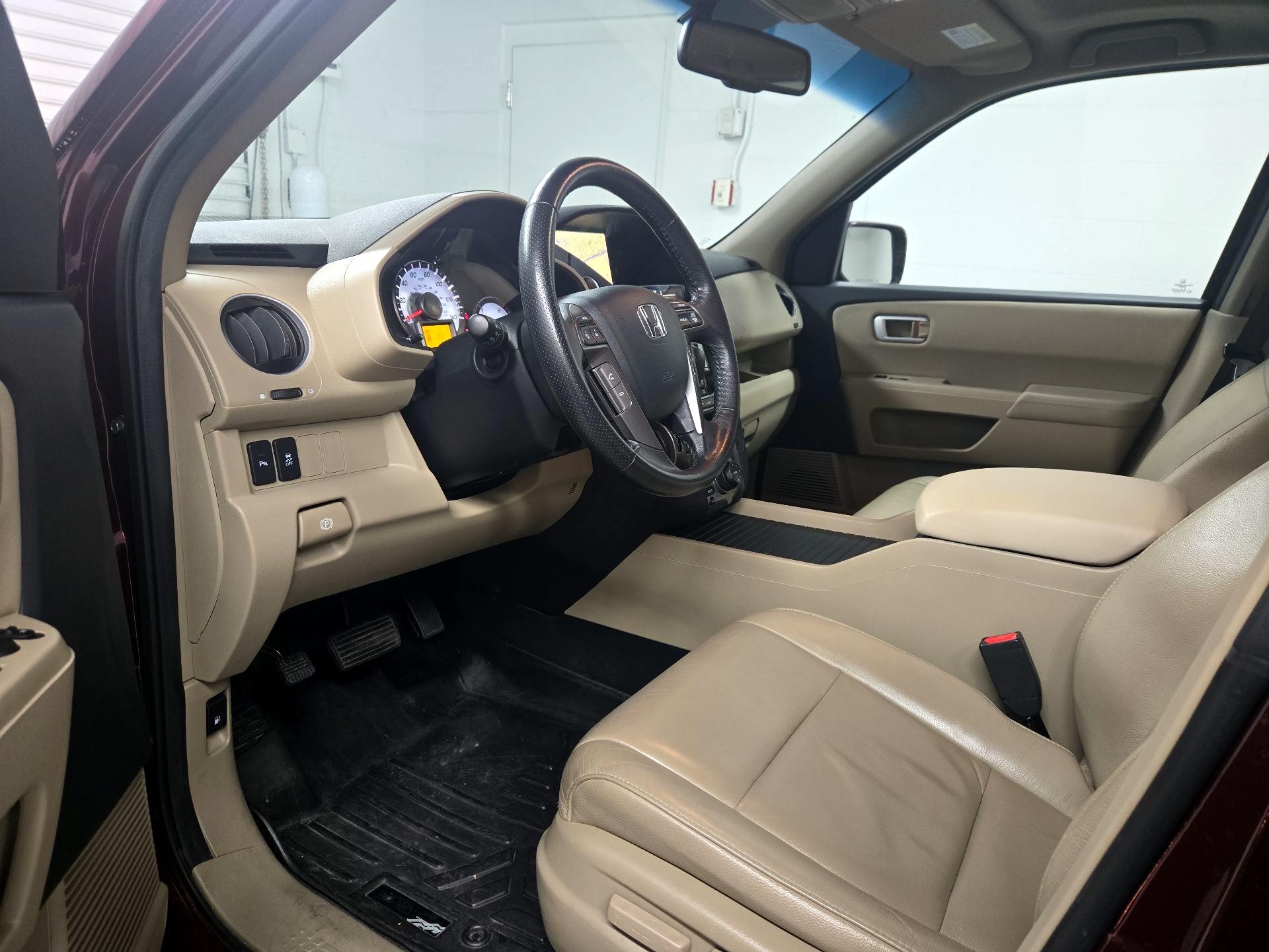 Thumbnail: 2014 Honda Pilot - 11