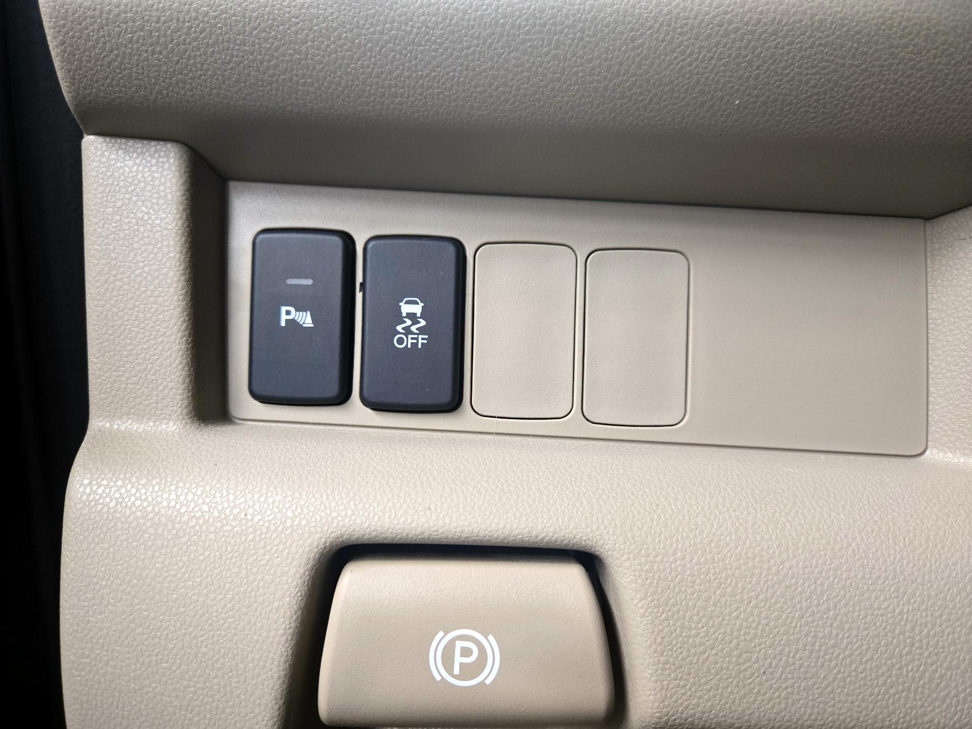 Thumbnail: 2014 Honda Pilot - 13