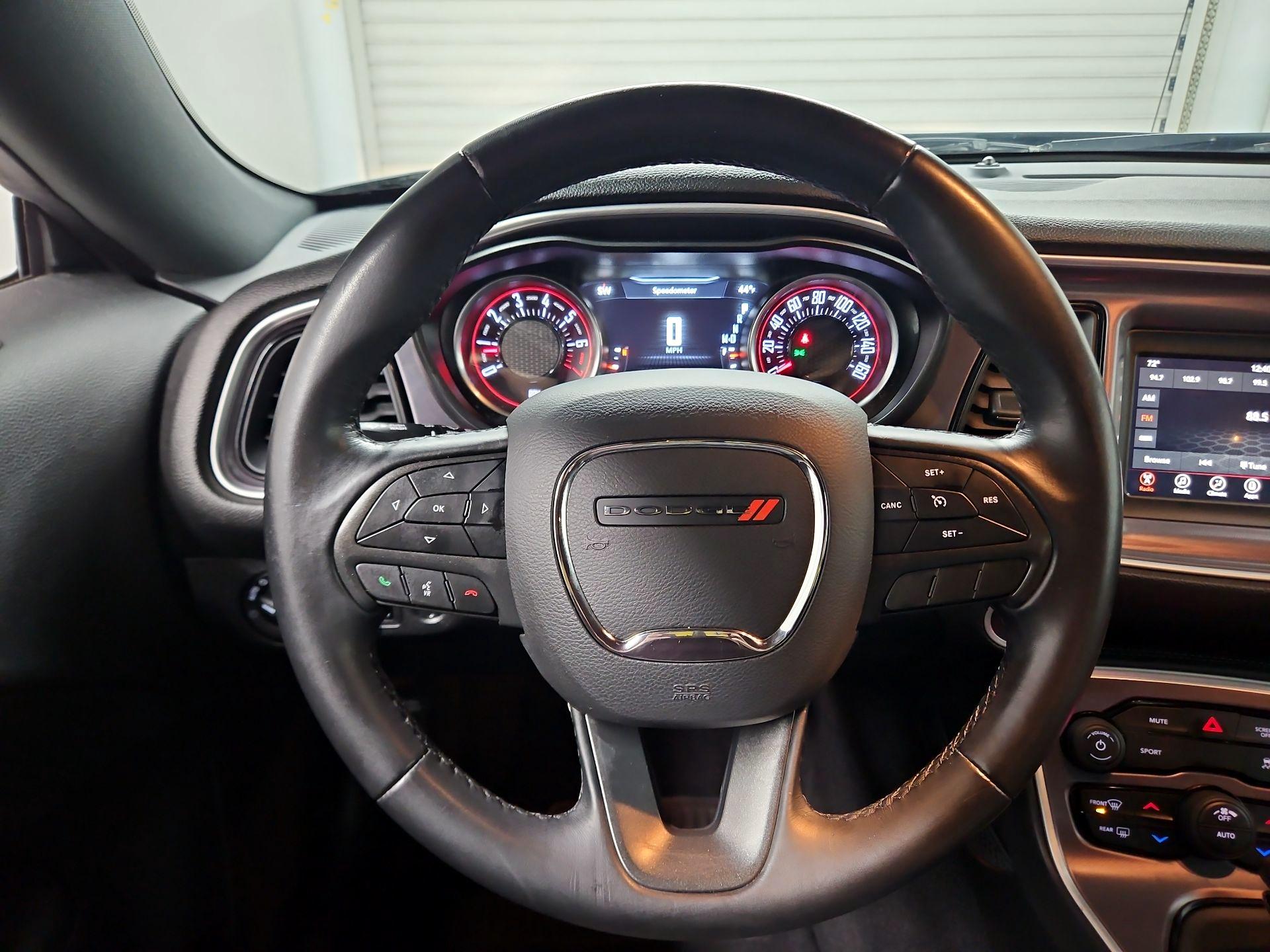 Thumbnail: 2019 Dodge Challenger - 10