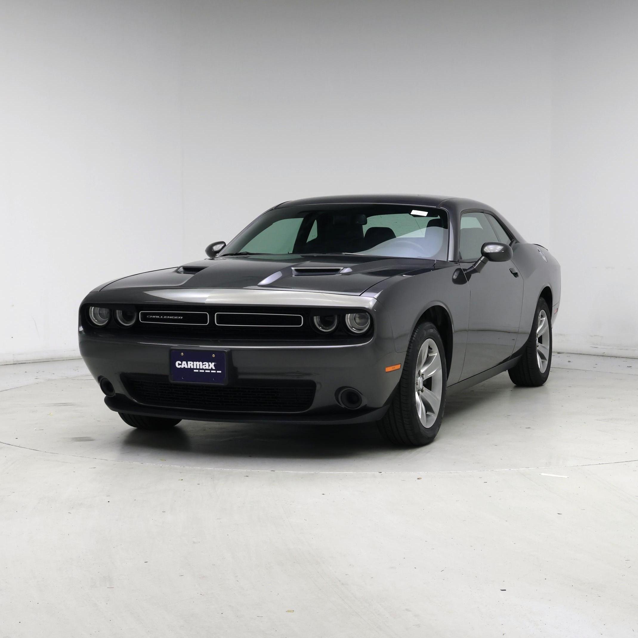Thumbnail: 2019 Dodge Challenger - 4