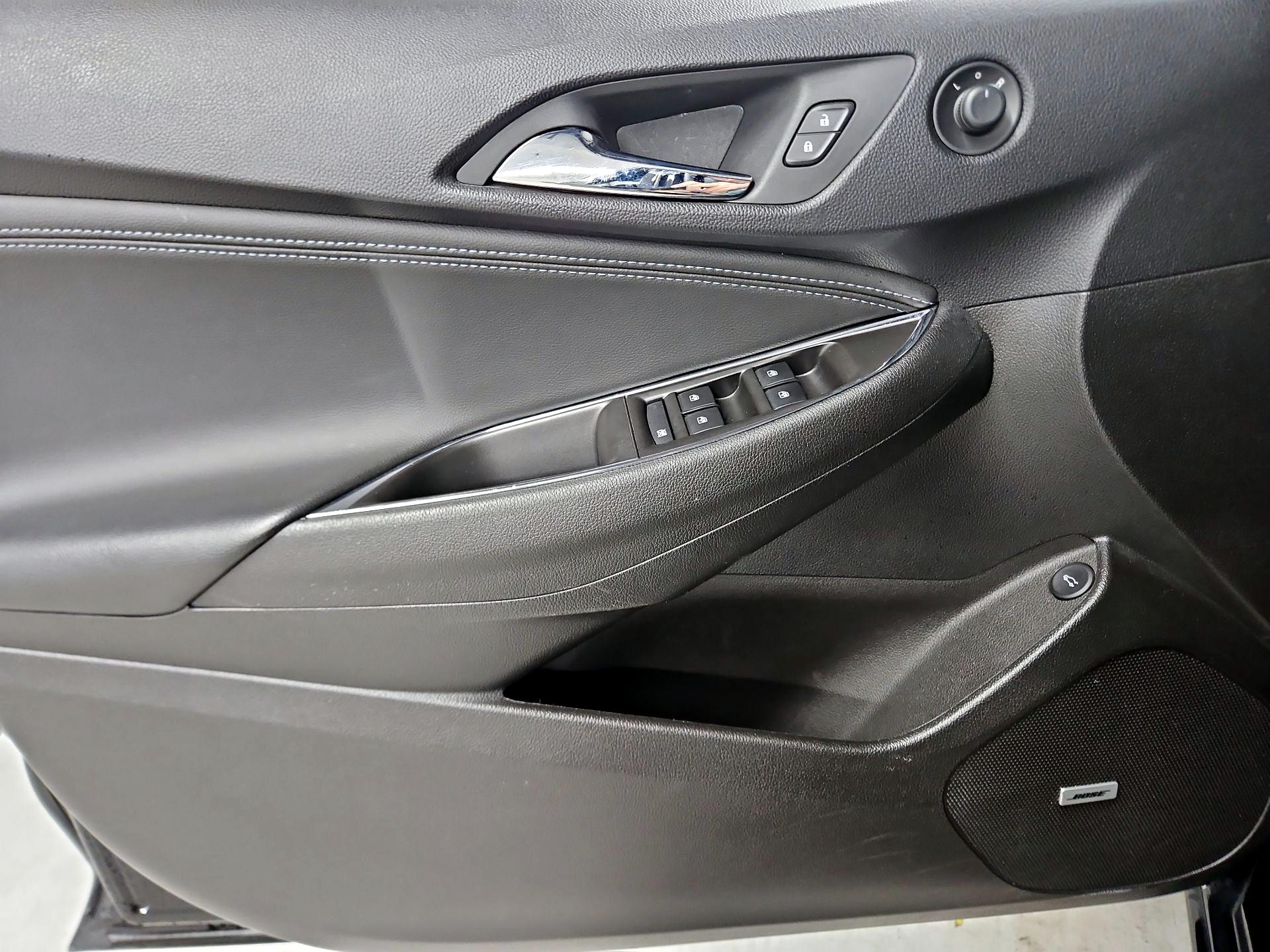 Thumbnail: 2017 Chevrolet Cruze - 12