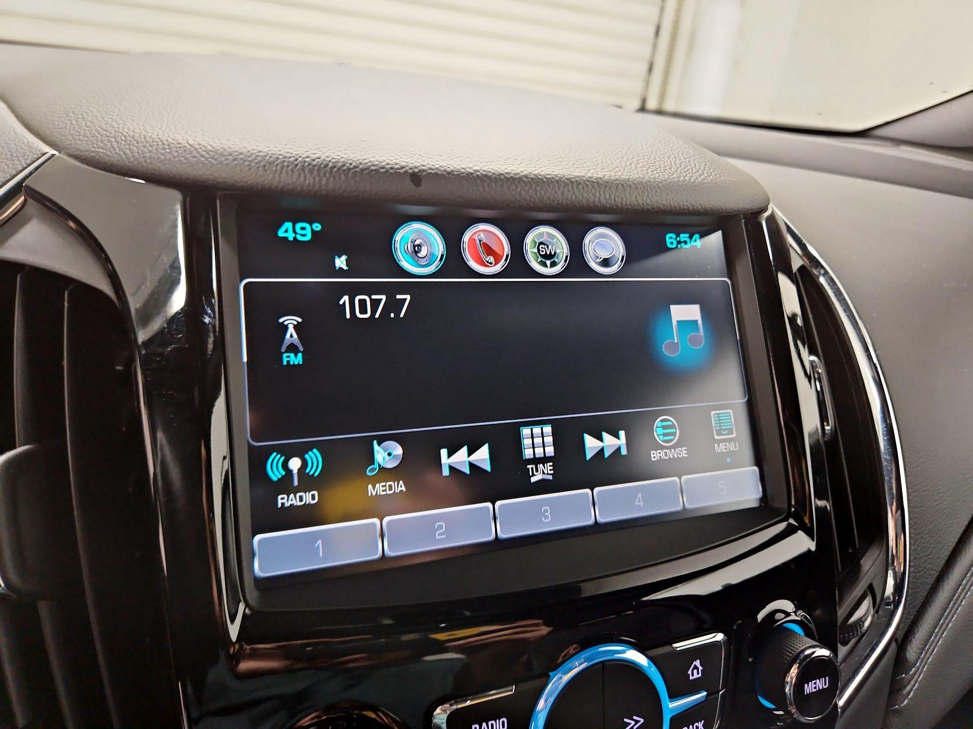 Thumbnail: 2017 Chevrolet Cruze - 16