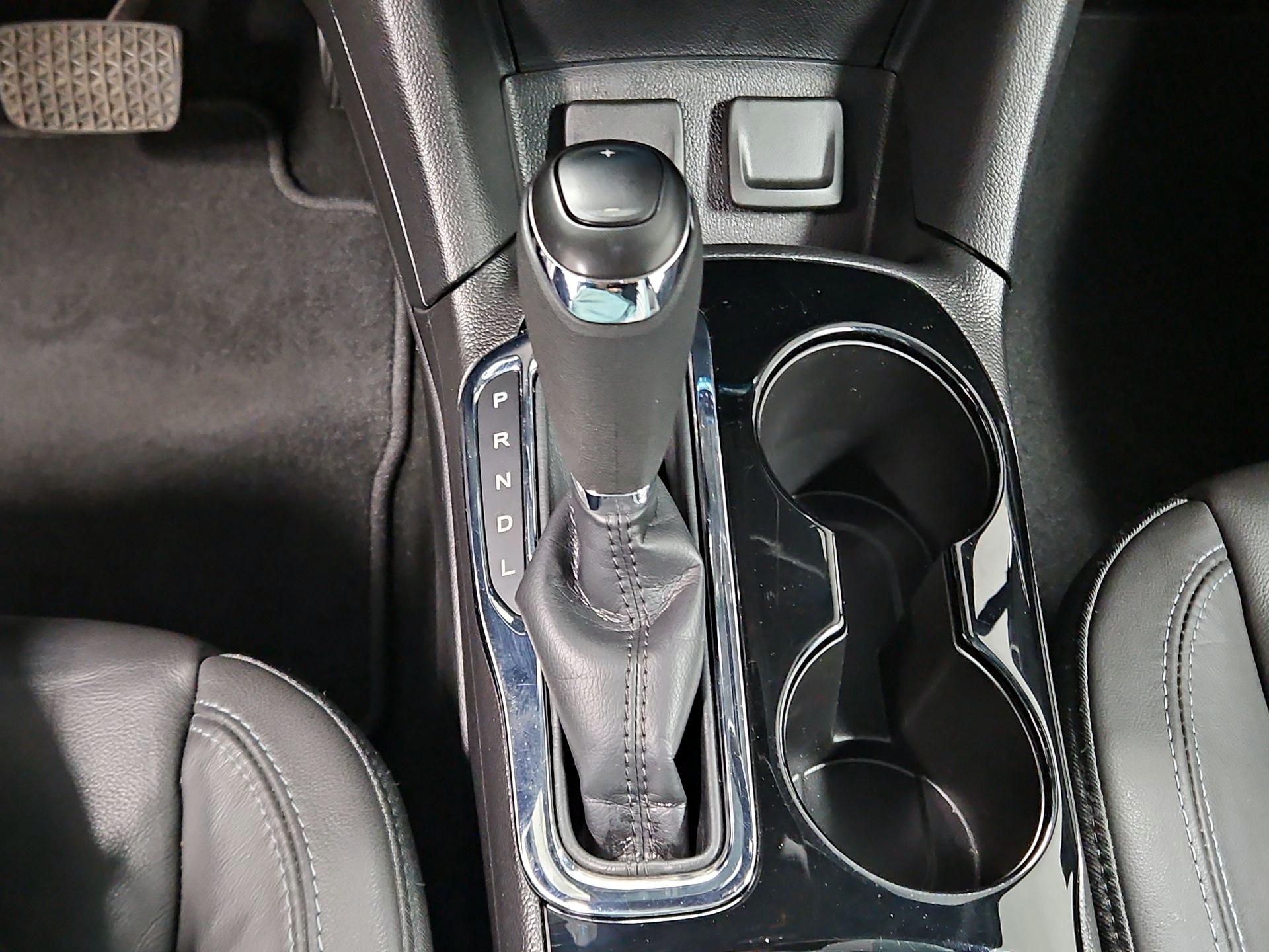 Thumbnail: 2017 Chevrolet Cruze - 18