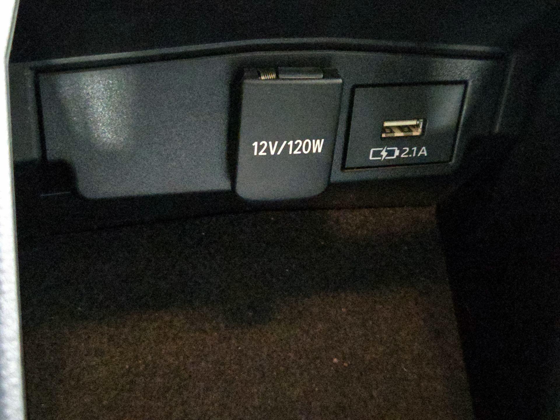 Thumbnail: 2021 Toyota Corolla - 18