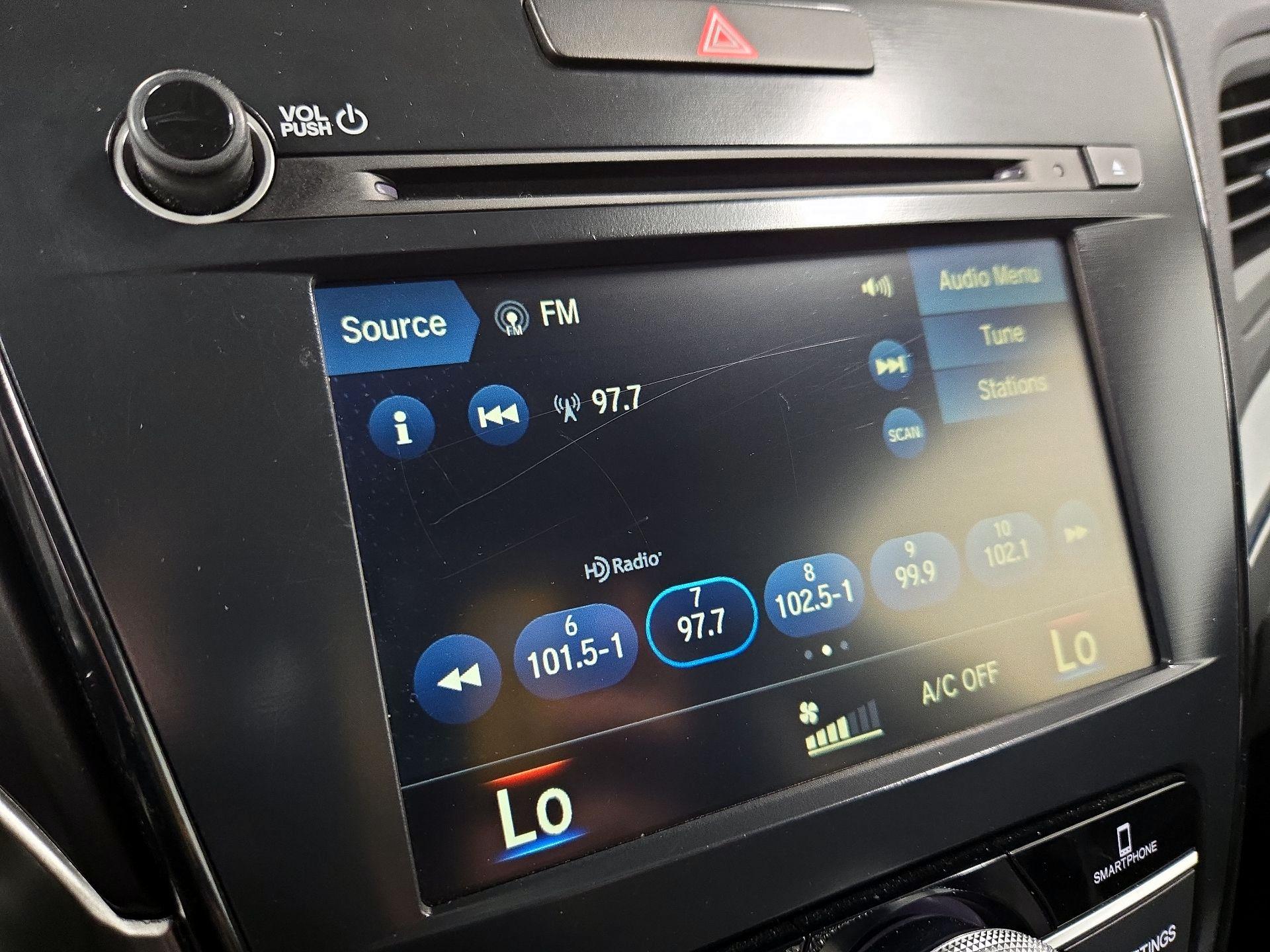 Thumbnail: 2022 Acura ILX - 15