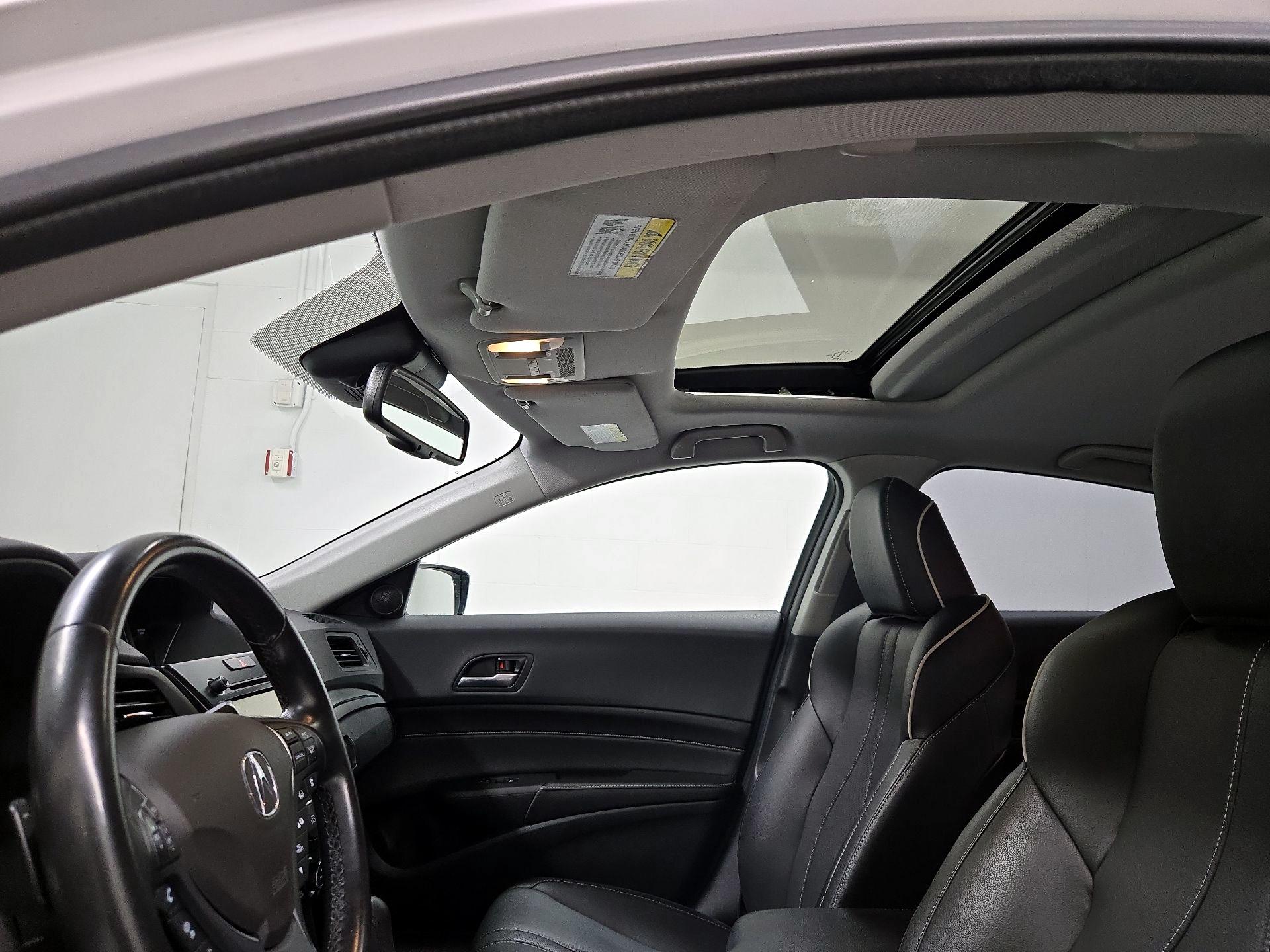 Thumbnail: 2022 Acura ILX - 19