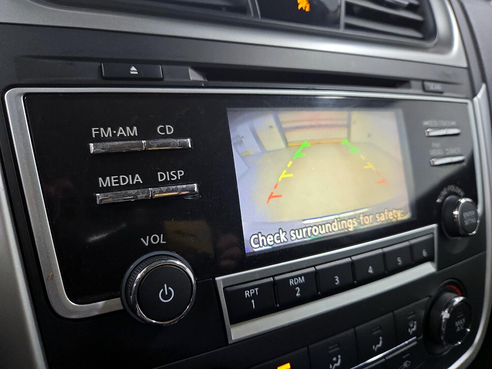 Thumbnail: 2017 Nissan Altima - 14