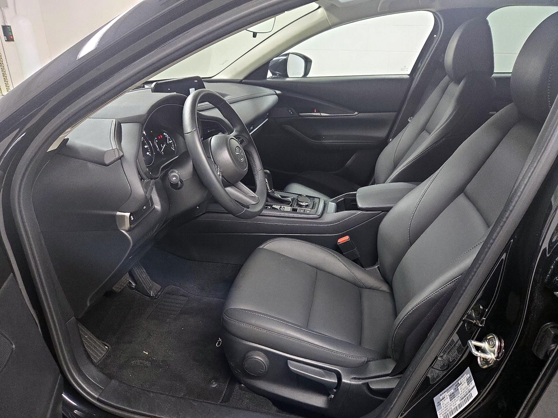 Thumbnail: 2023 Mazda CX-30 - 11