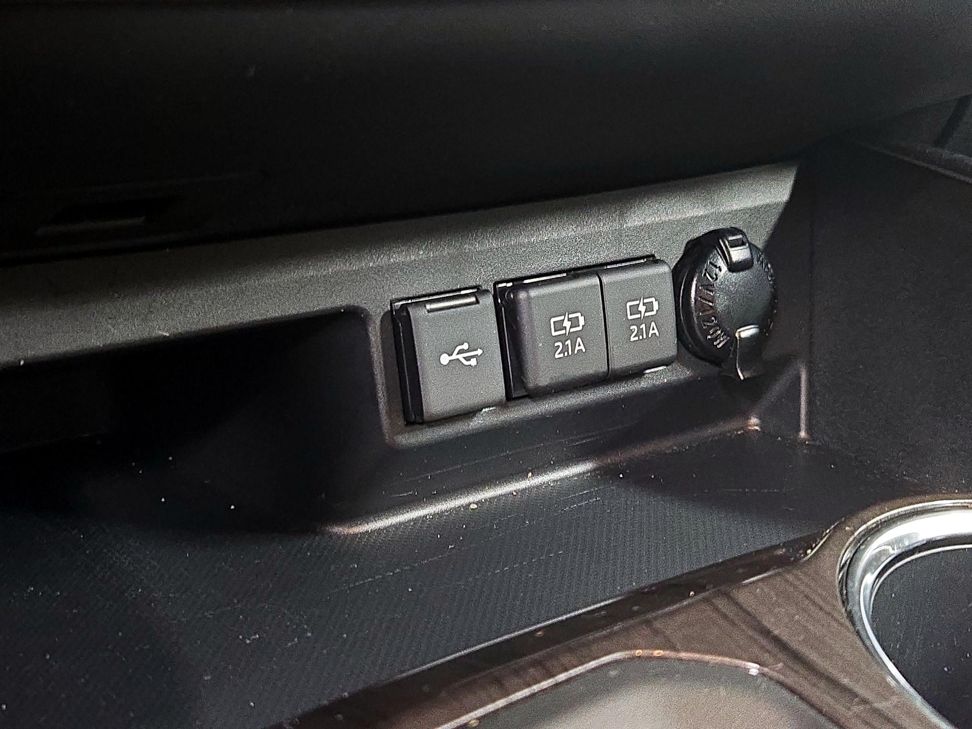 Thumbnail: 2020 Toyota Highlander - 19