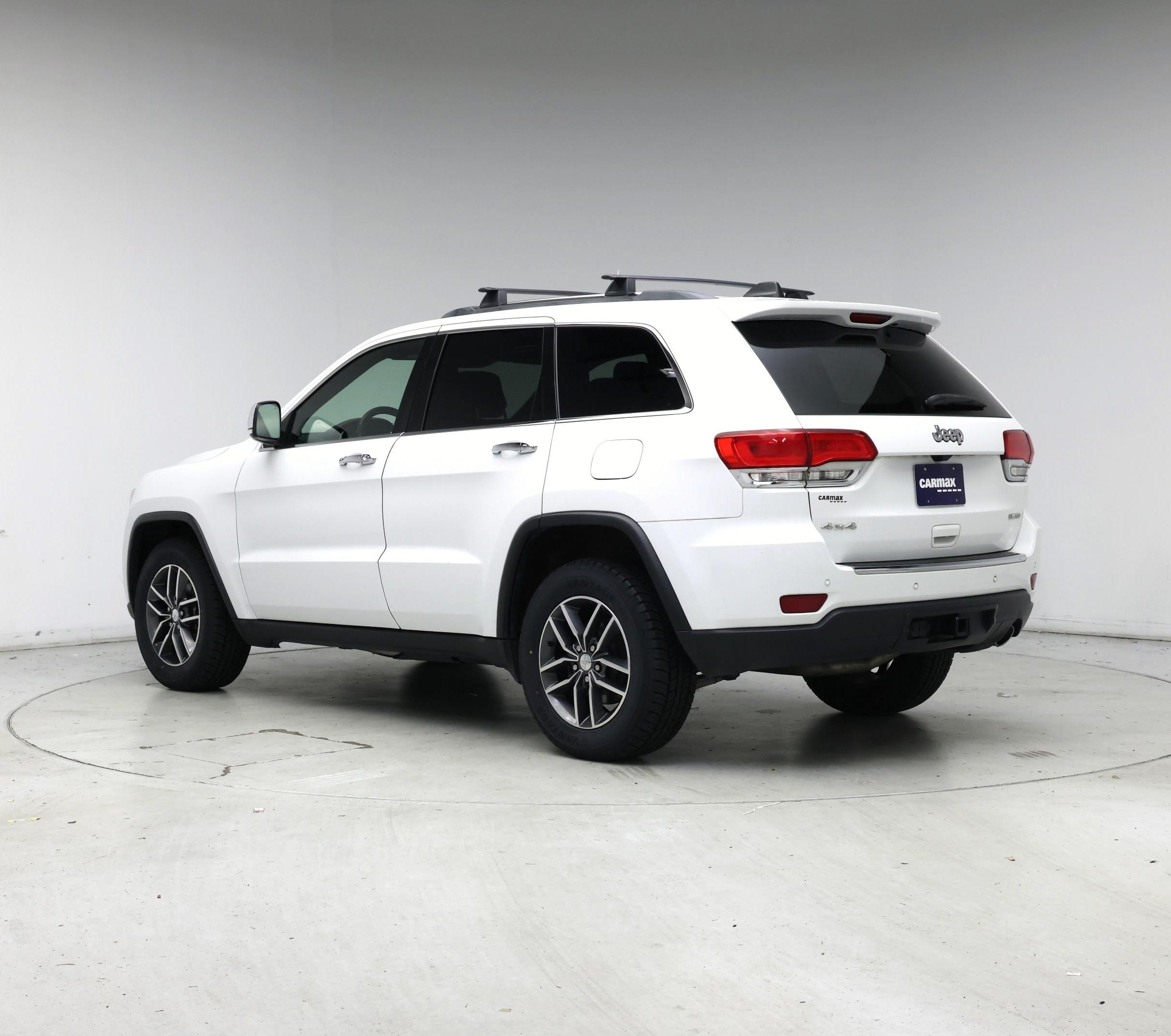 Thumbnail: 2018 Jeep Grand Cherokee - 2