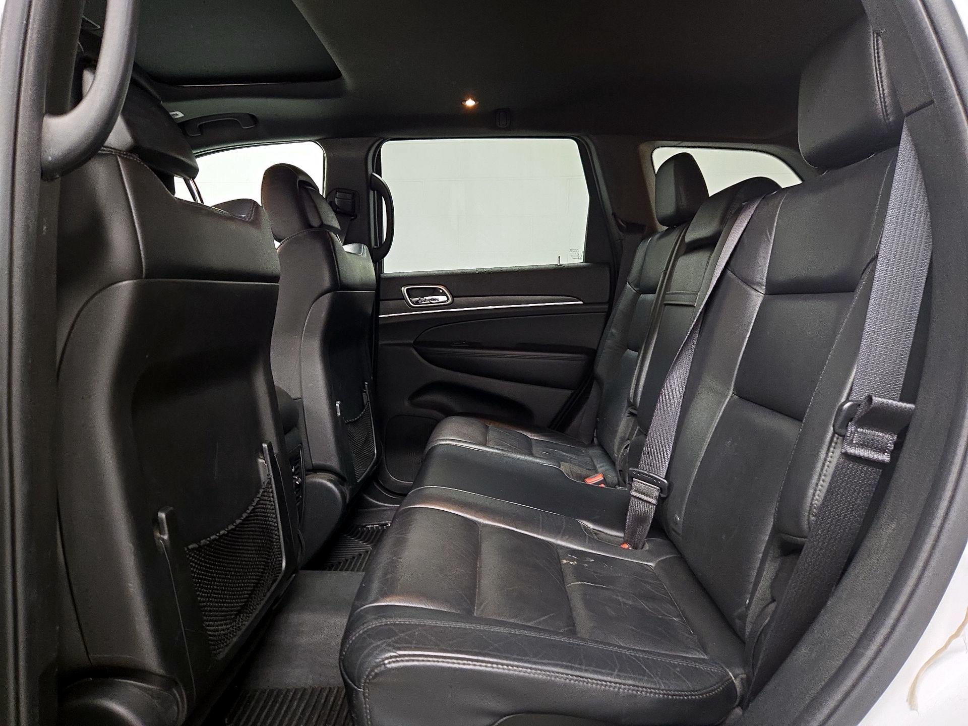 Thumbnail: 2018 Jeep Grand Cherokee - 20