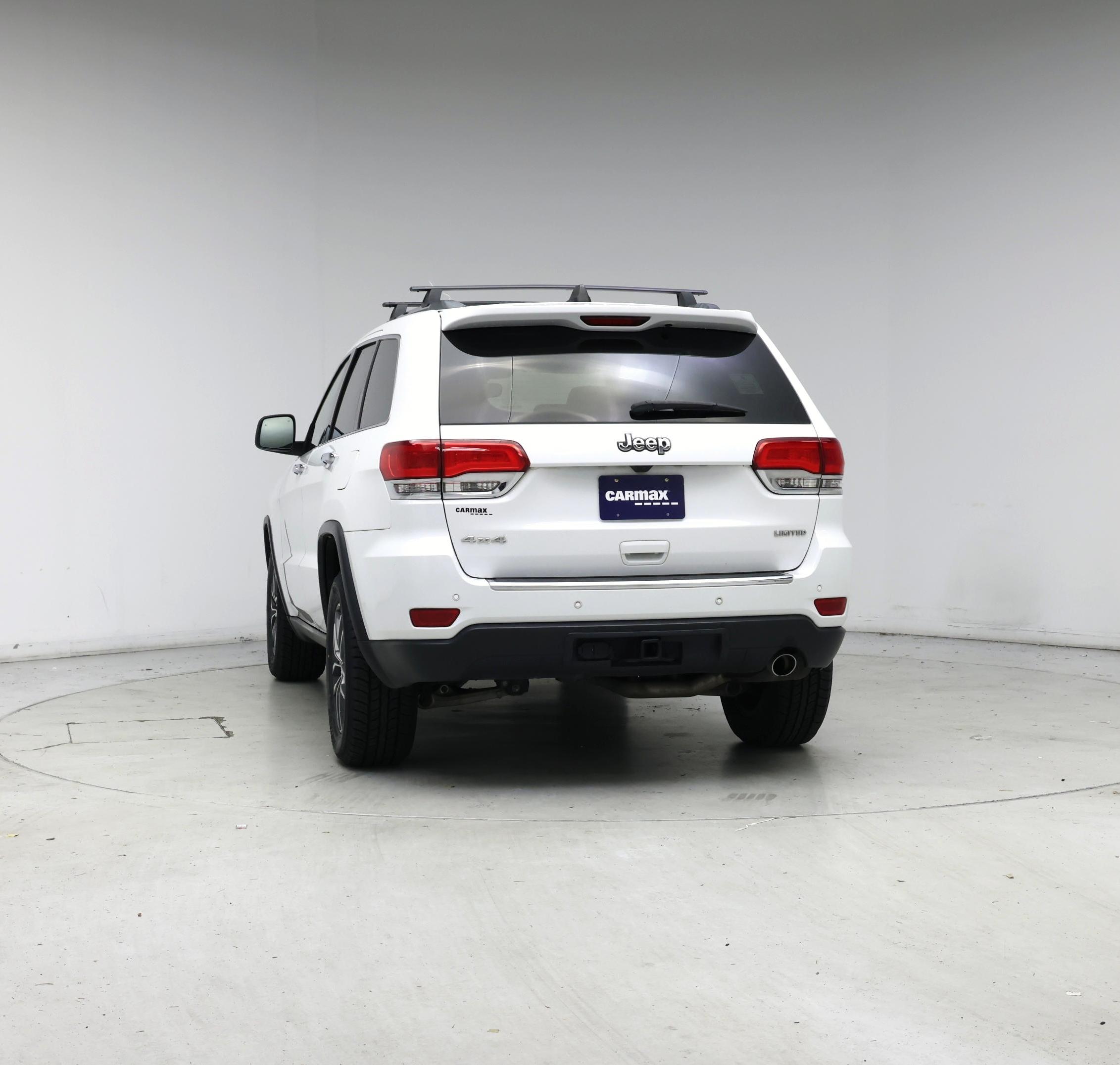 Thumbnail: 2018 Jeep Grand Cherokee - 6