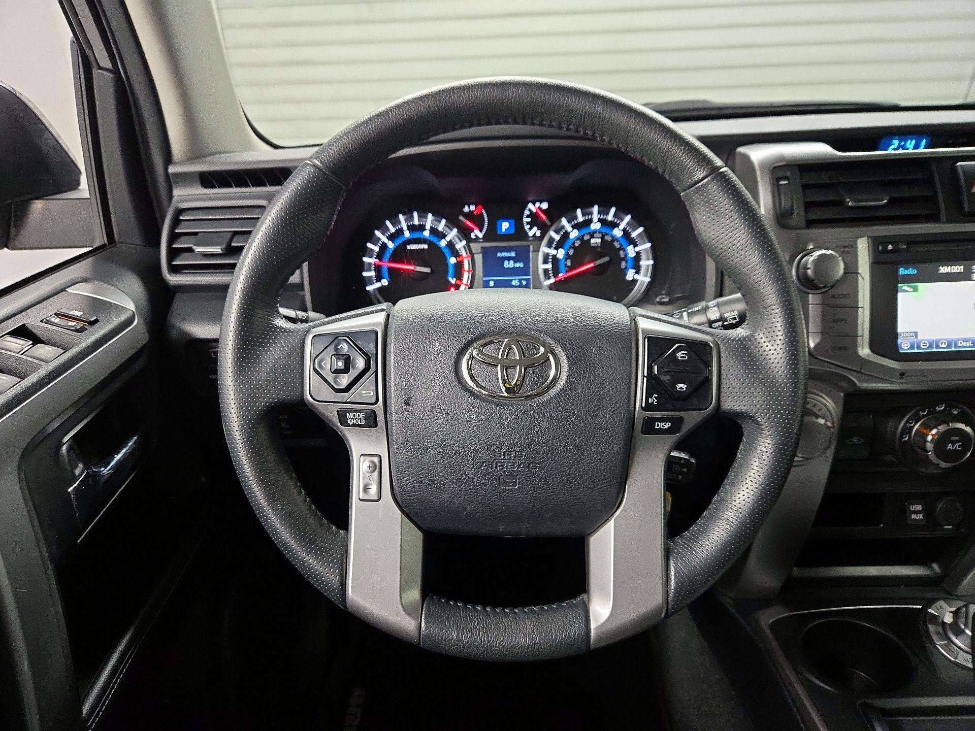 Thumbnail: 2019 Toyota 4Runner - 10